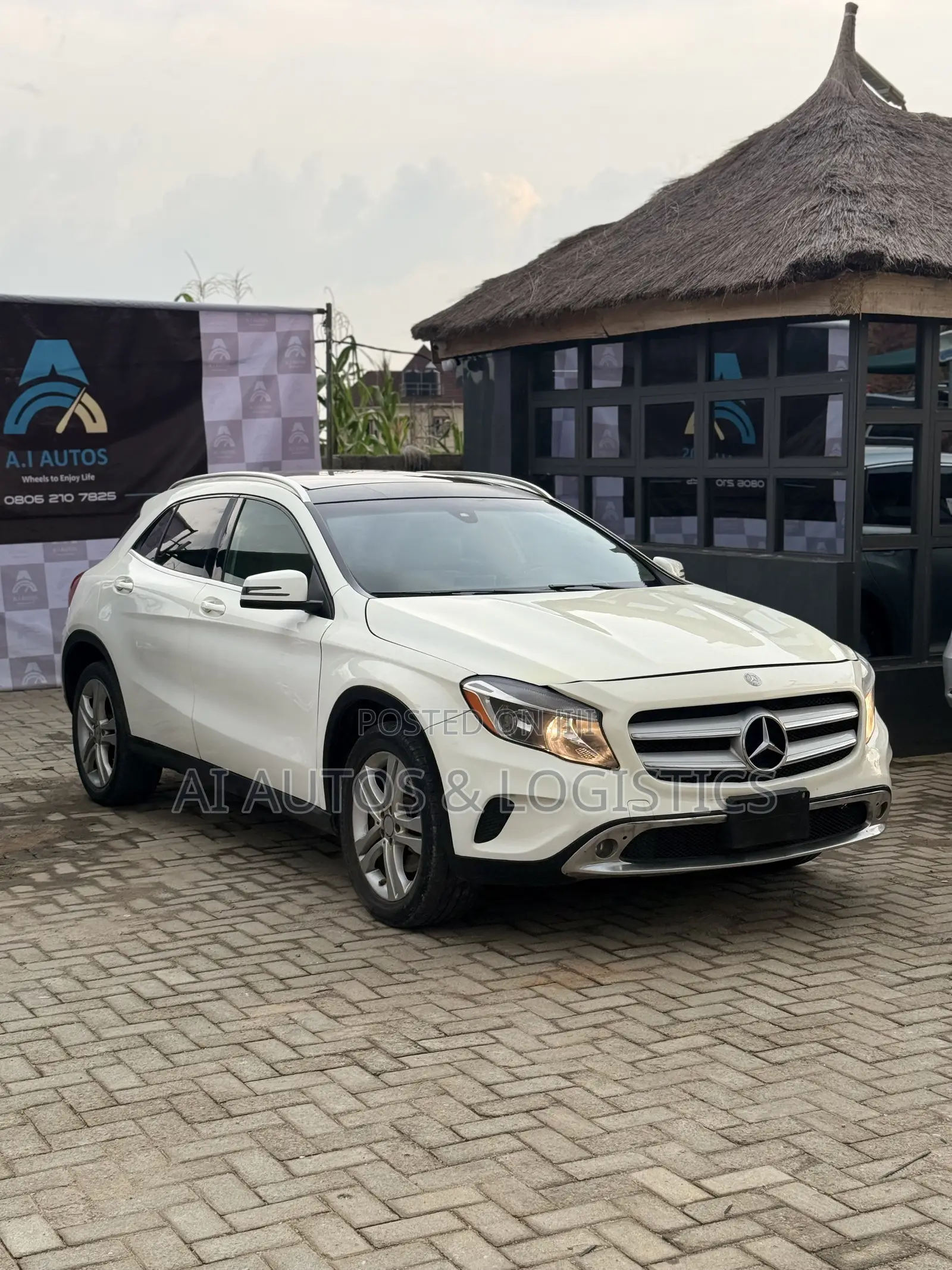 Mercedes-Benz GLA 250 2015 White