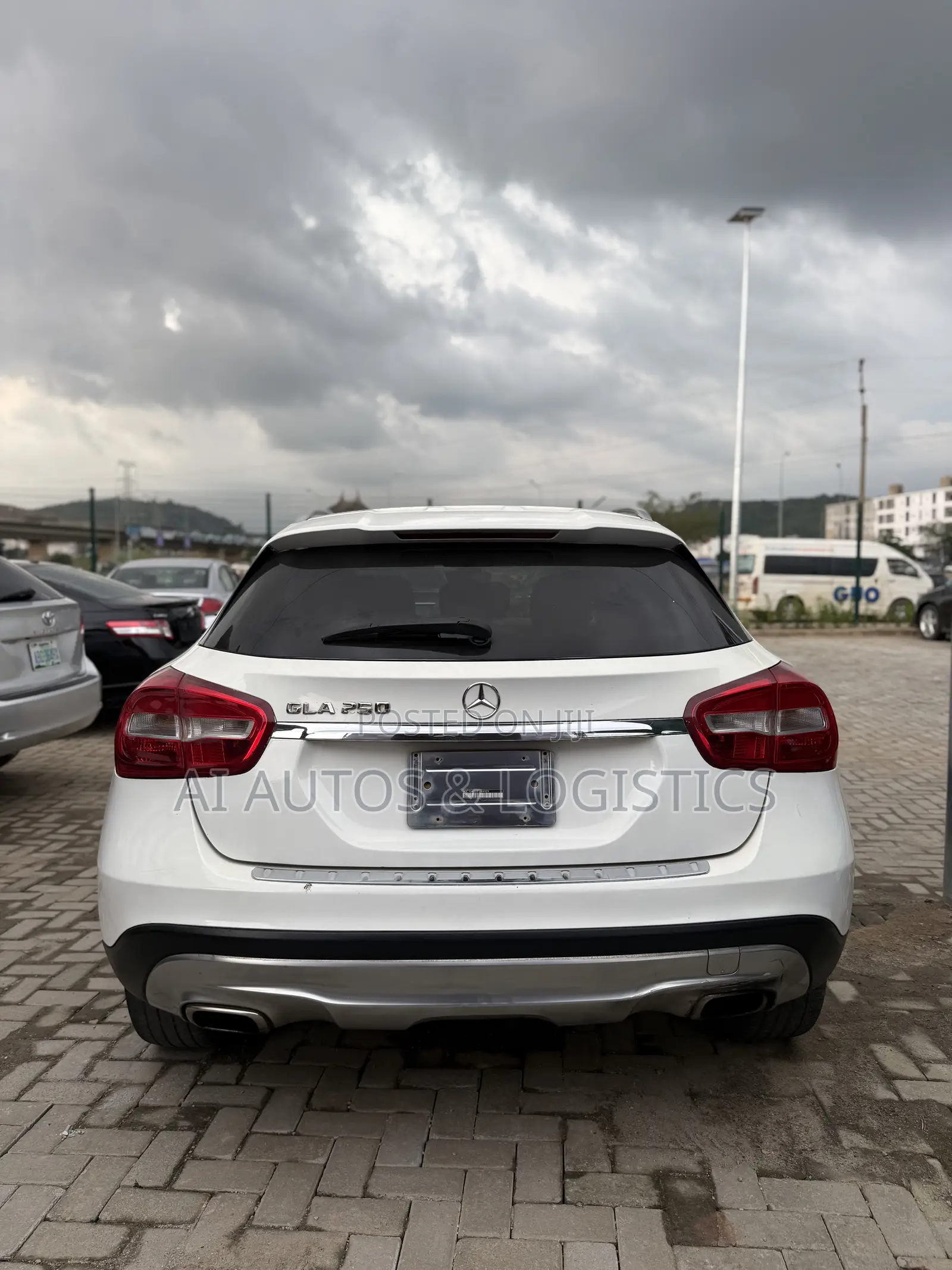 Mercedes-Benz GLA 250 2015 White