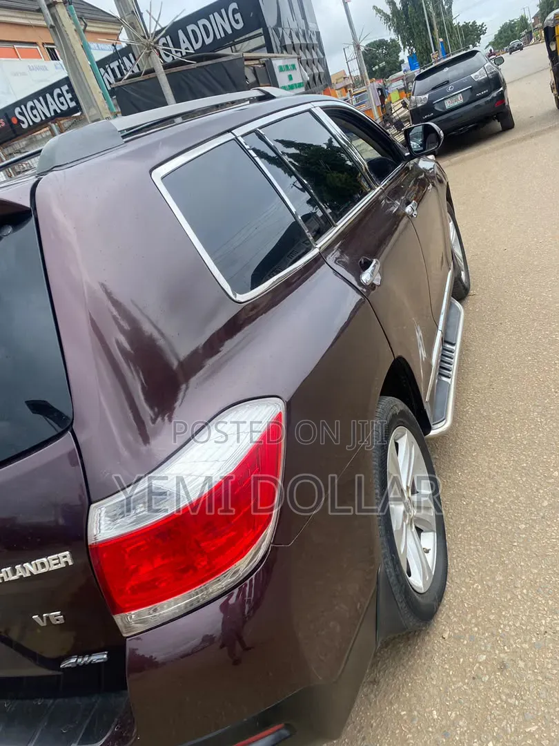 Toyota Highlander 2008 Brown