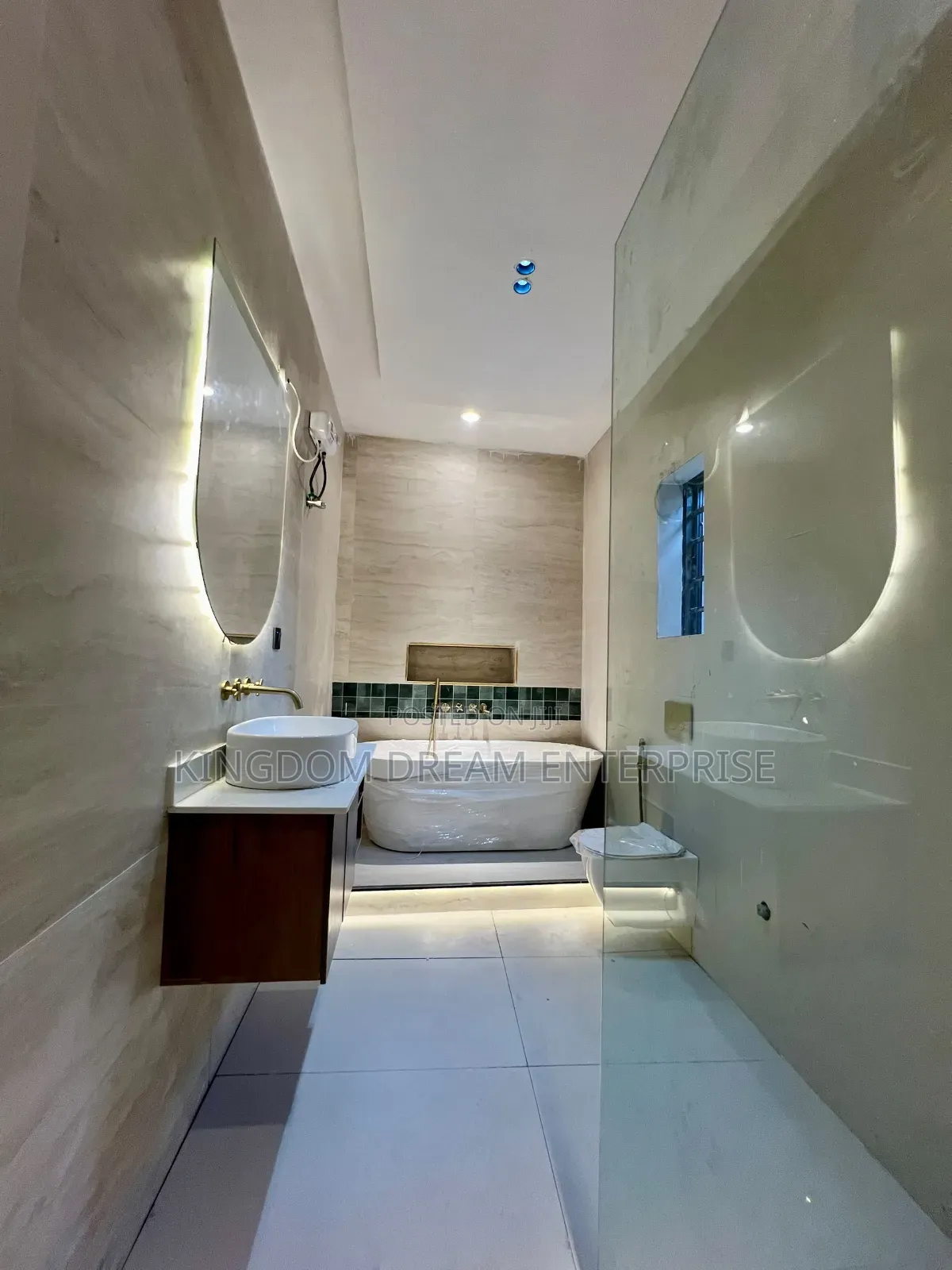 5bdrm Duplex in Lekki Phase 1 Lagos for sale