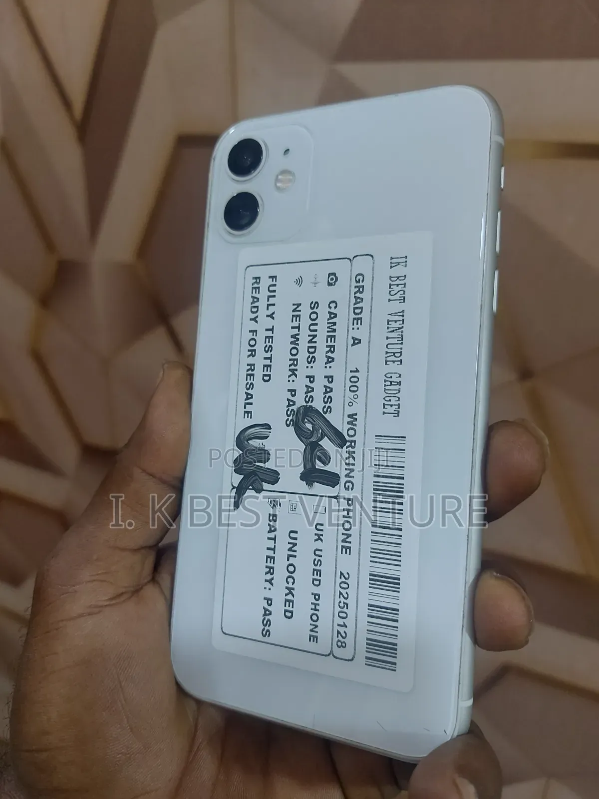 Apple iPhone 11 64 GB White