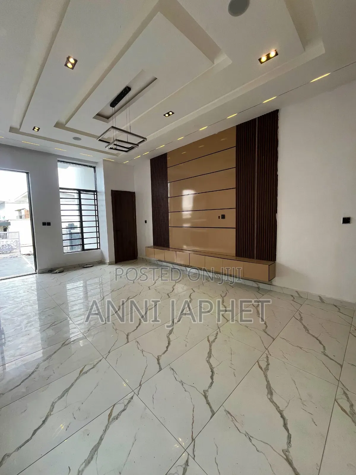 4bdrm Duplex in Ikota, Lagos Island / Lagos Island for sale