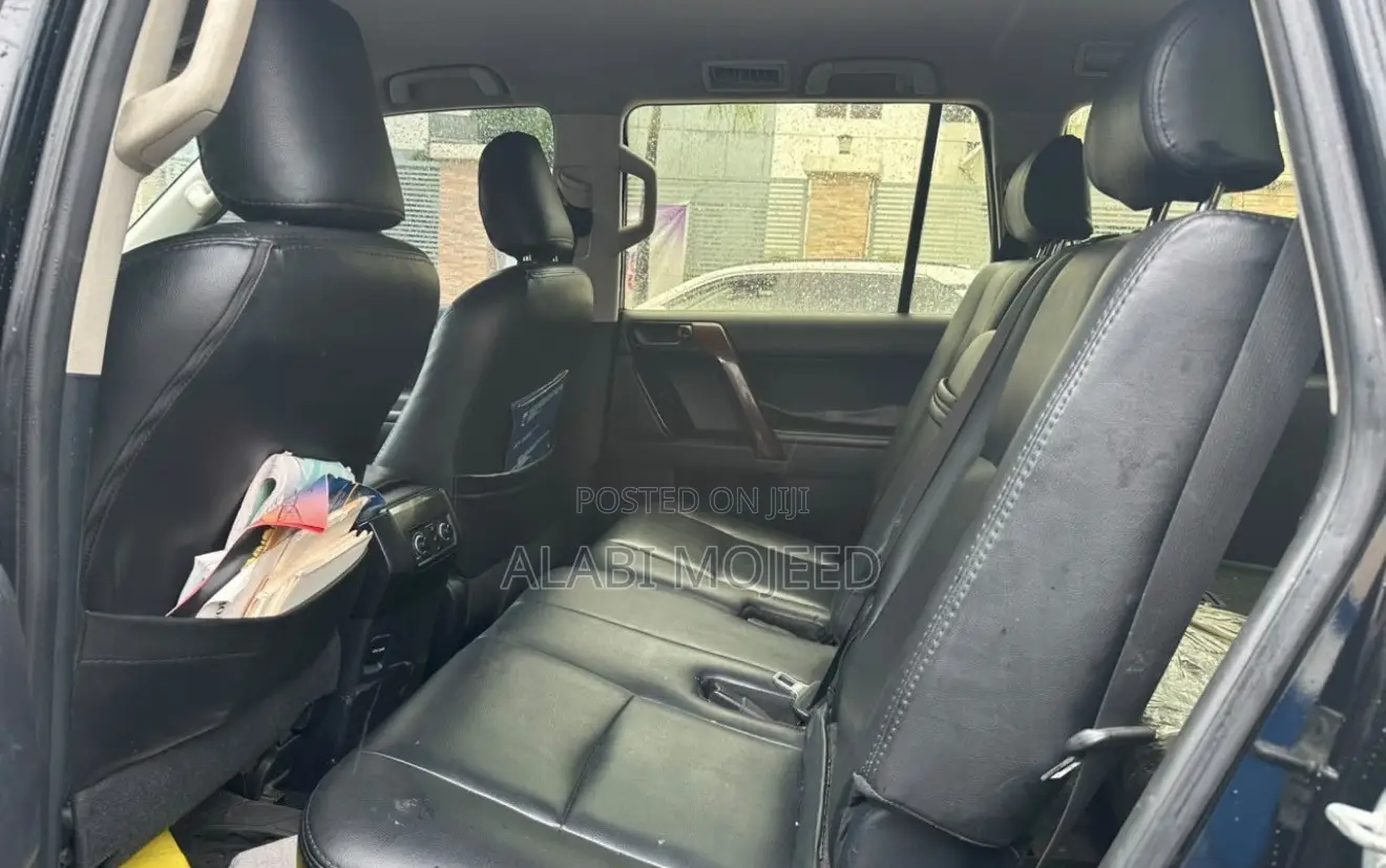 Toyota Land Cruiser Prado 4.0 Petrol TX 2015 Black