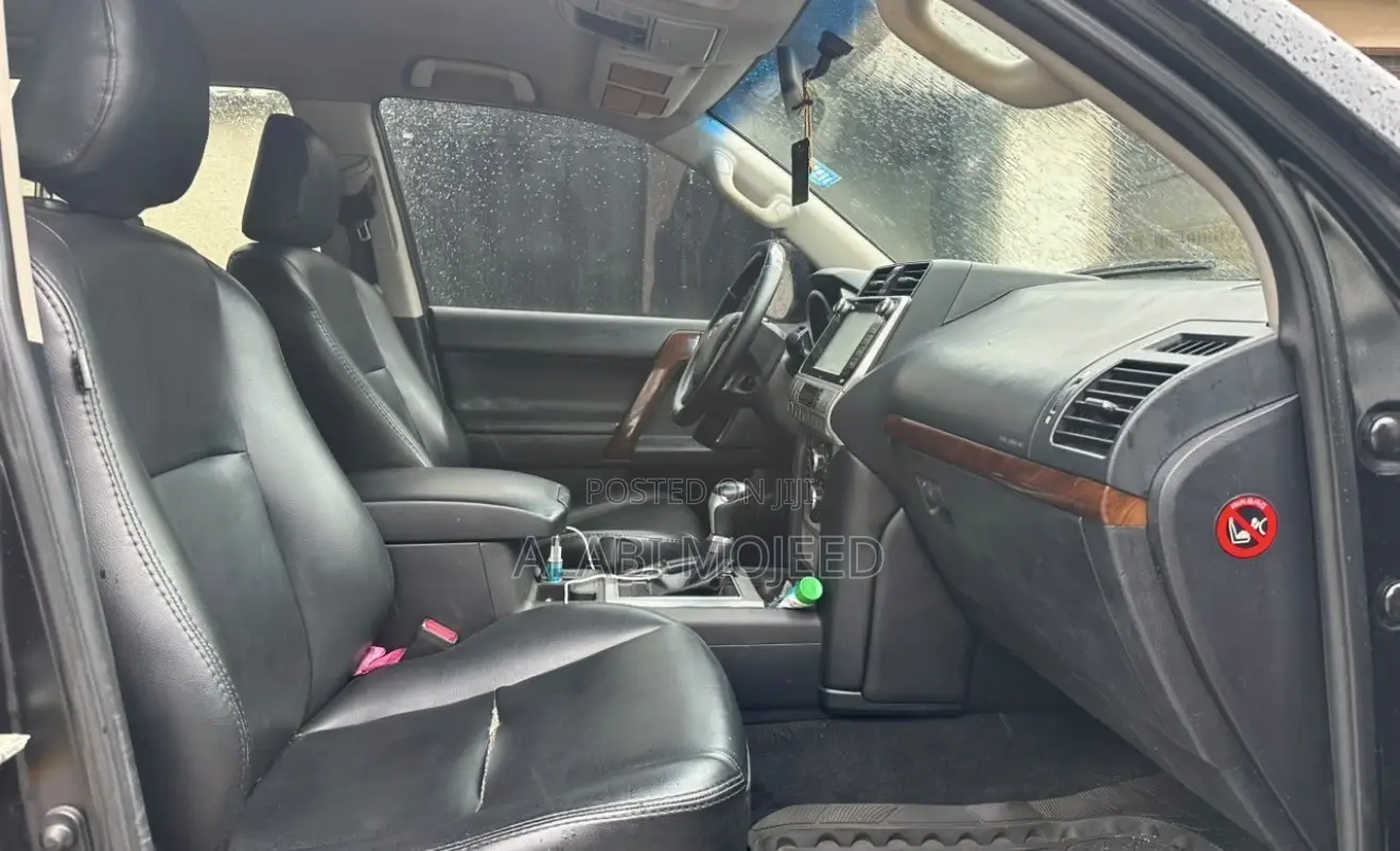 Toyota Land Cruiser Prado 4.0 Petrol TX 2015 Black