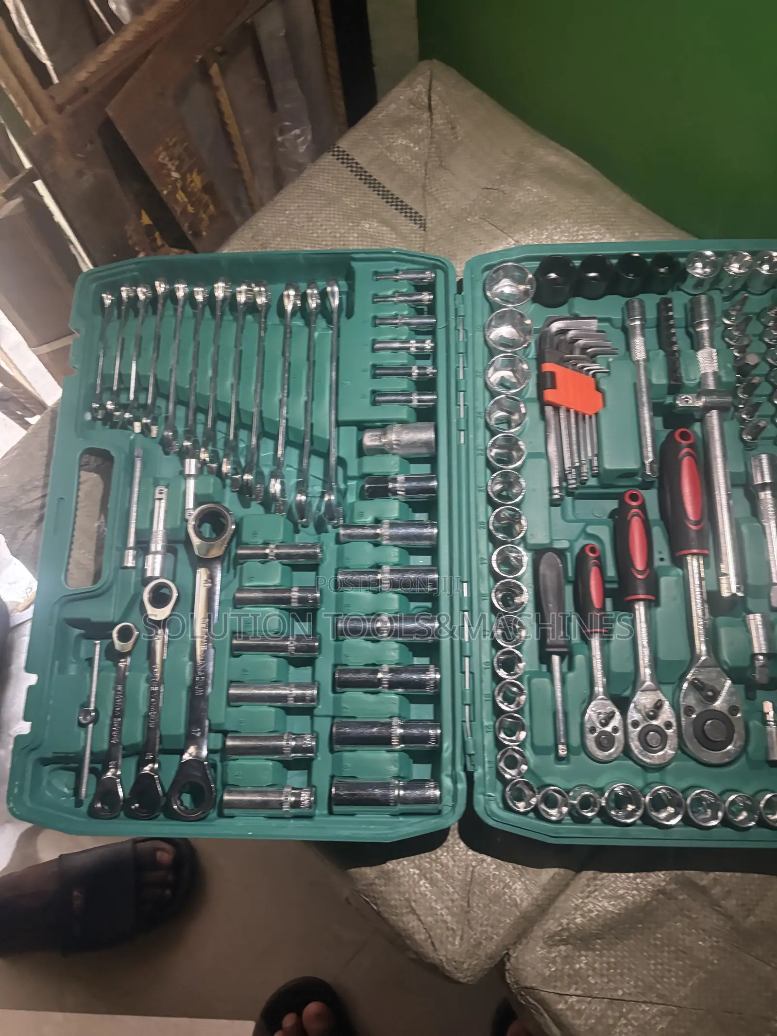 151 Mechanical Tool Set