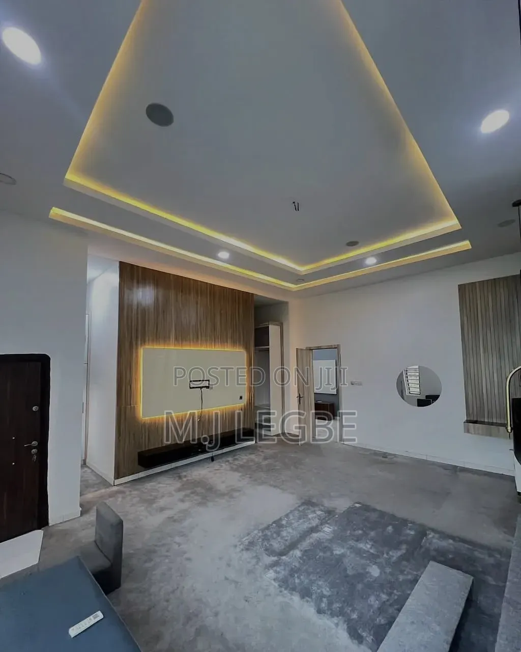 4bdrm Duplex in Chevron for rent