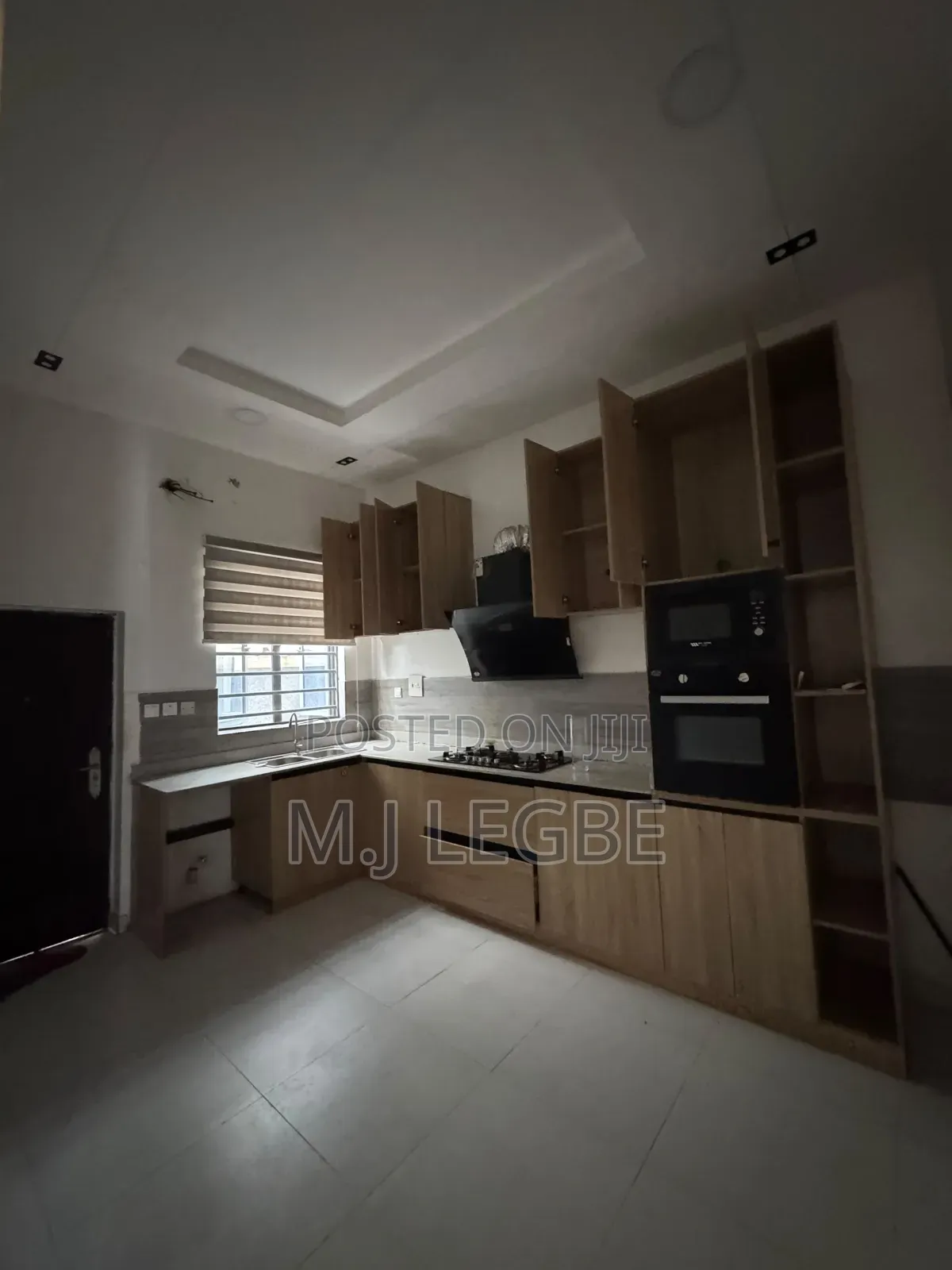 4bdrm Duplex in Vgc for rent