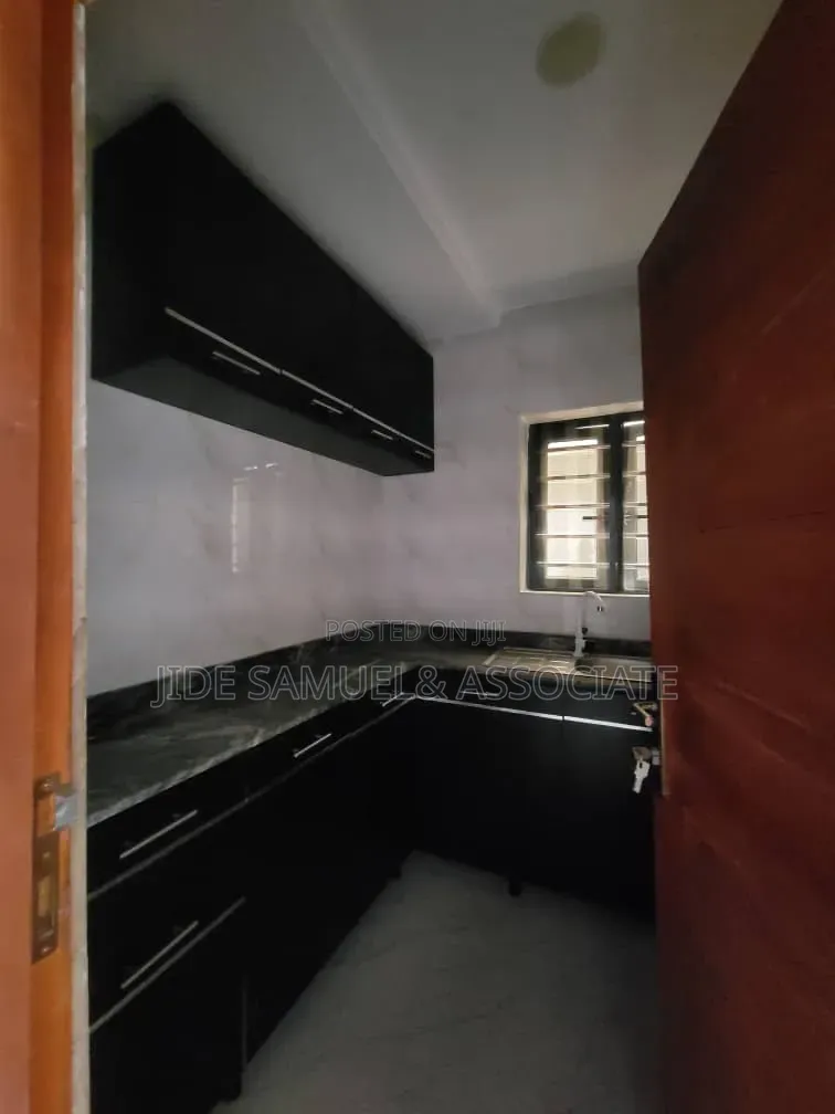 Furnished Mini Flat in Ayobo for rent