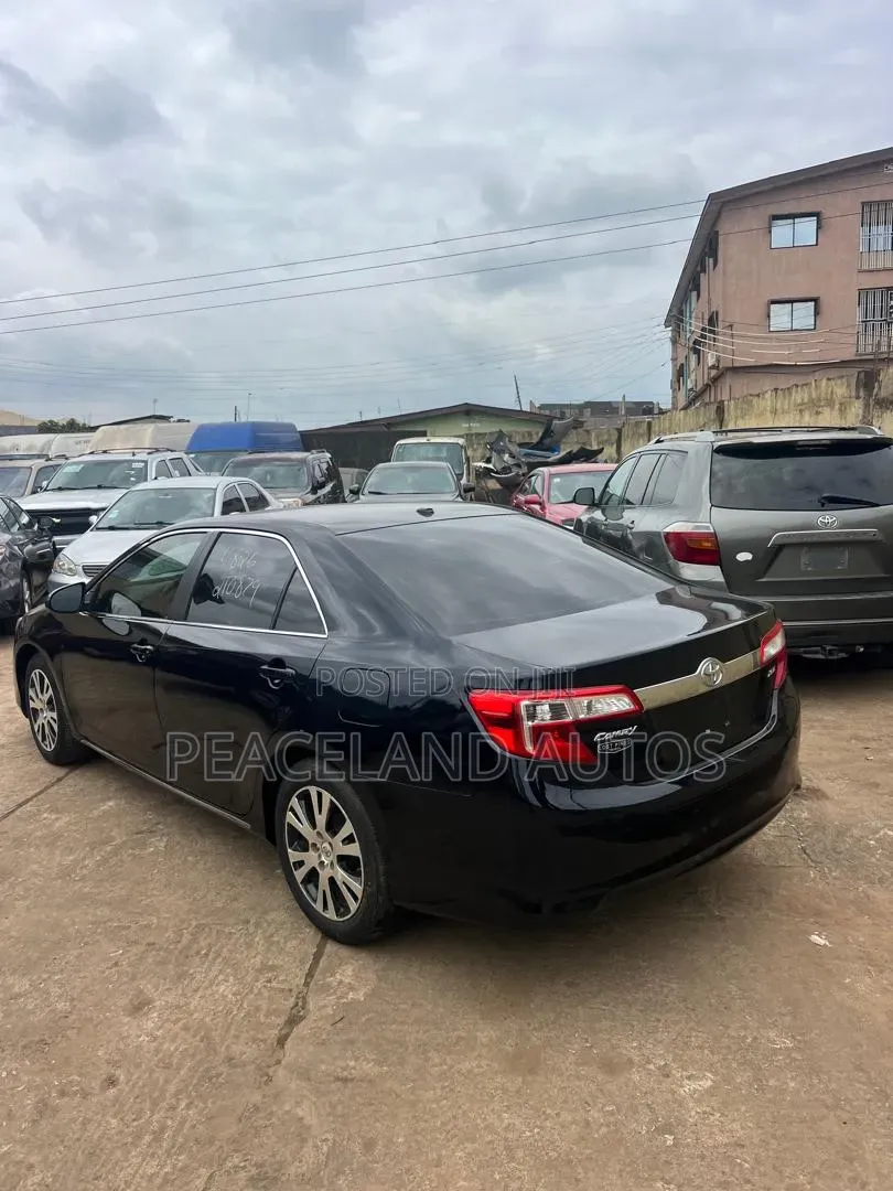 Toyota Camry 2013 Black