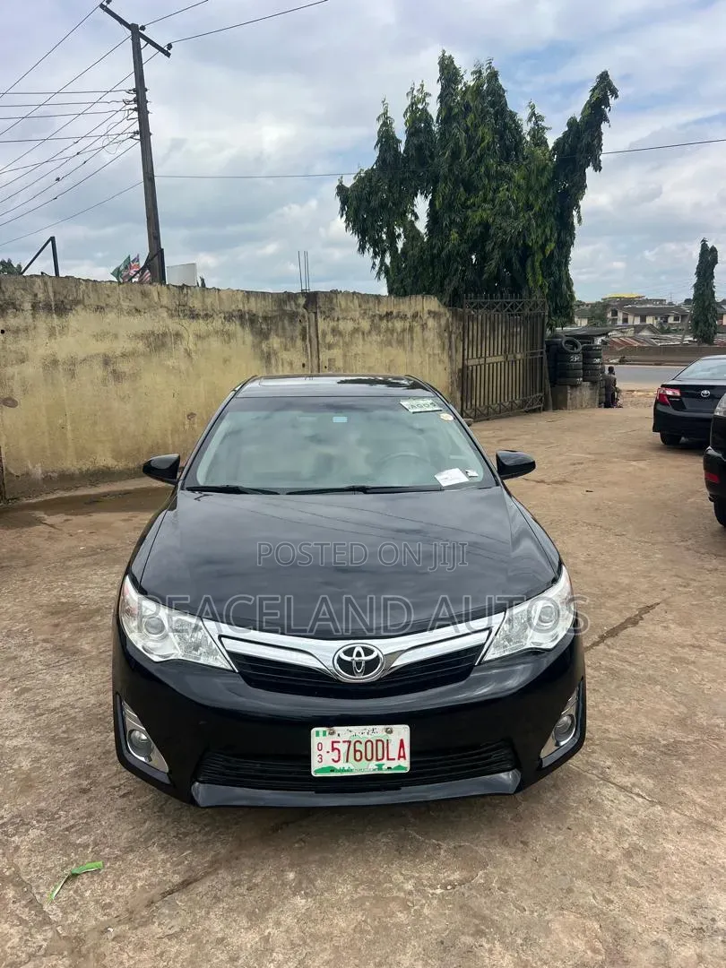 Toyota Camry 2013 Black