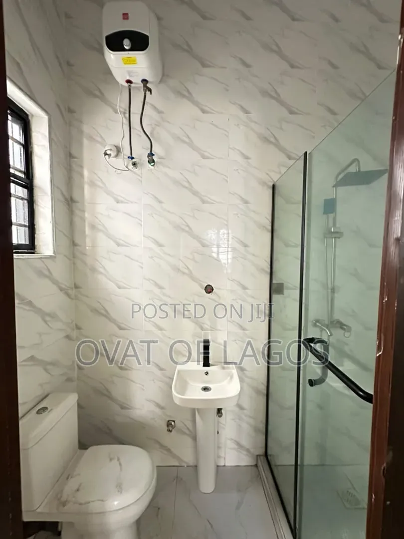 5bdrm Duplex in Orchid, Lekki Expressway for sale
