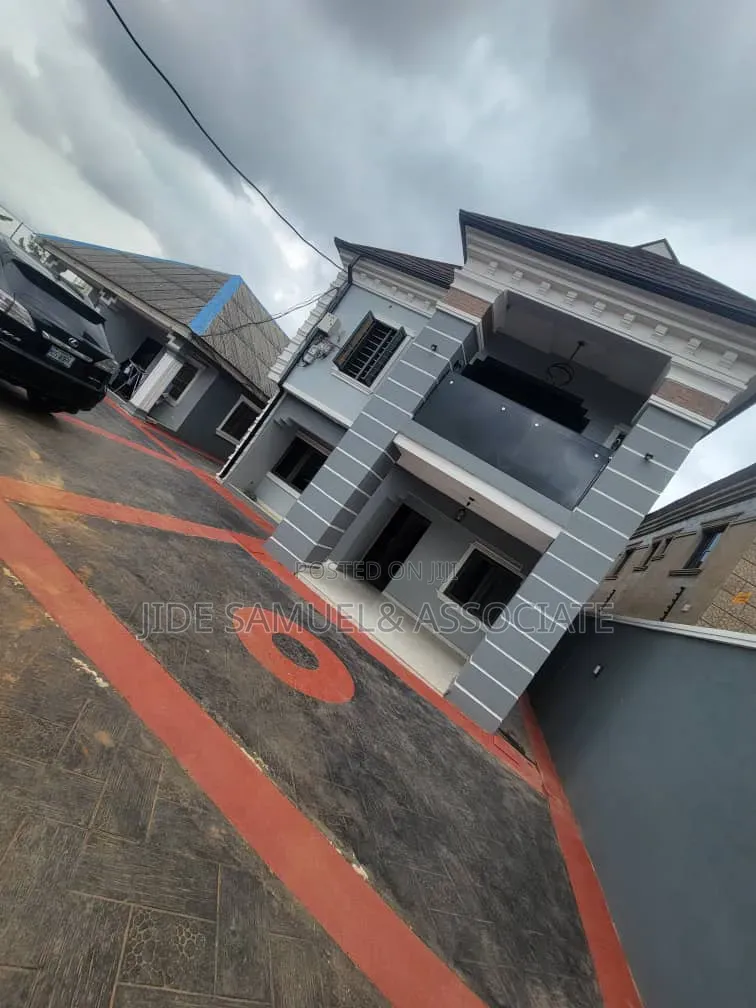 Furnished Mini Flat in Ayobo for rent
