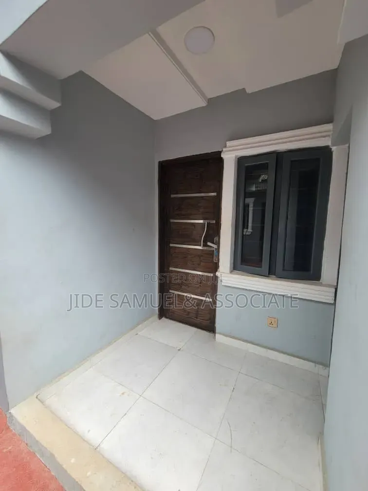 Furnished Mini Flat in Ayobo for rent