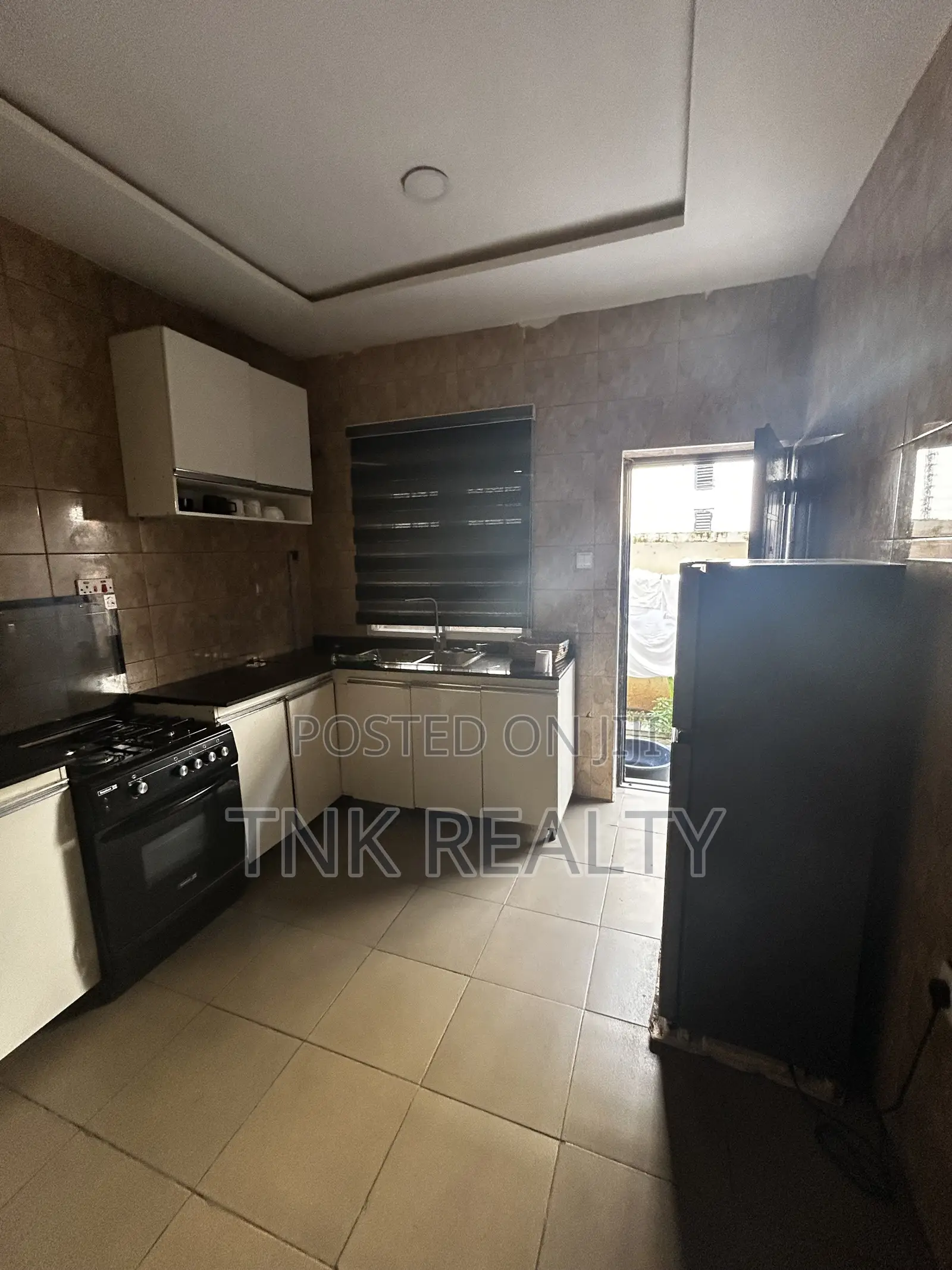 Luxury 4-Bedroom Duplex Available for Airbnb — Jahi, Abuja