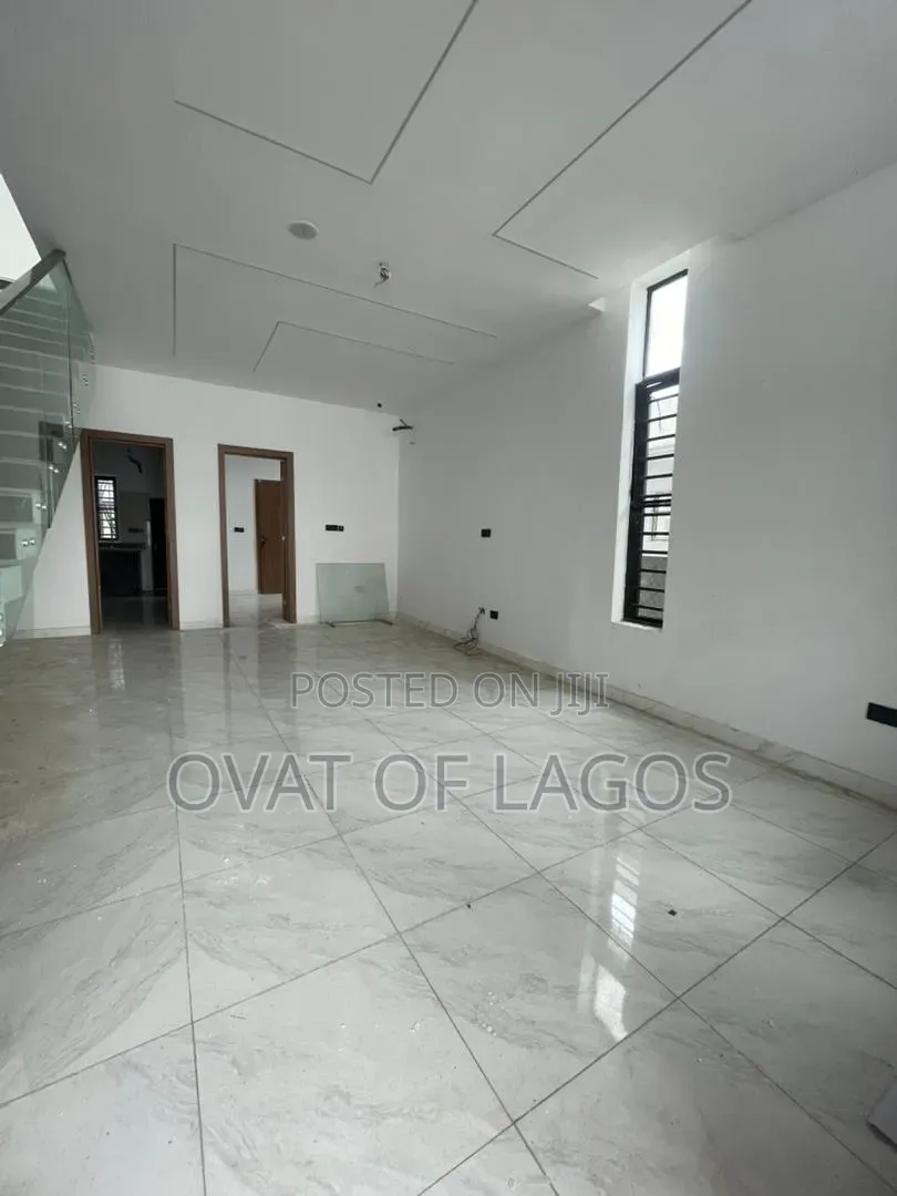 4bdrm Duplex in Abraham Adesanya for sale