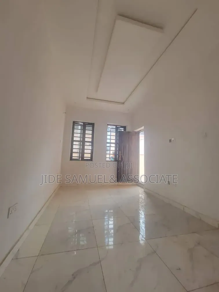Furnished Mini Flat in Ayobo for rent