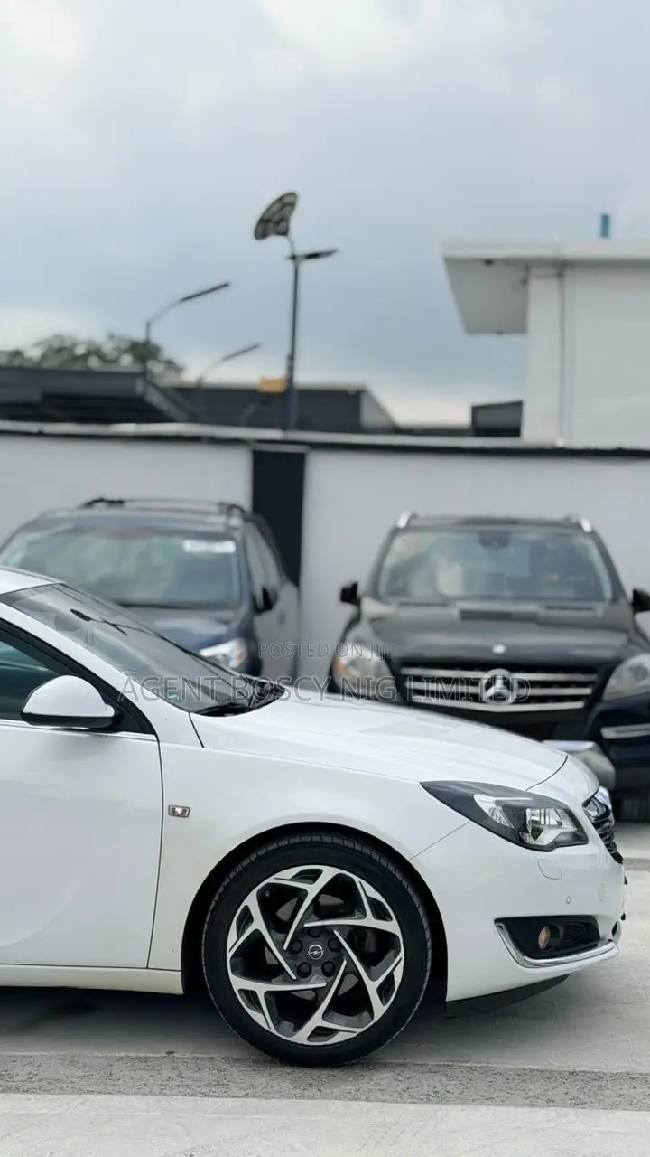 Opel Insignia 2014 White
