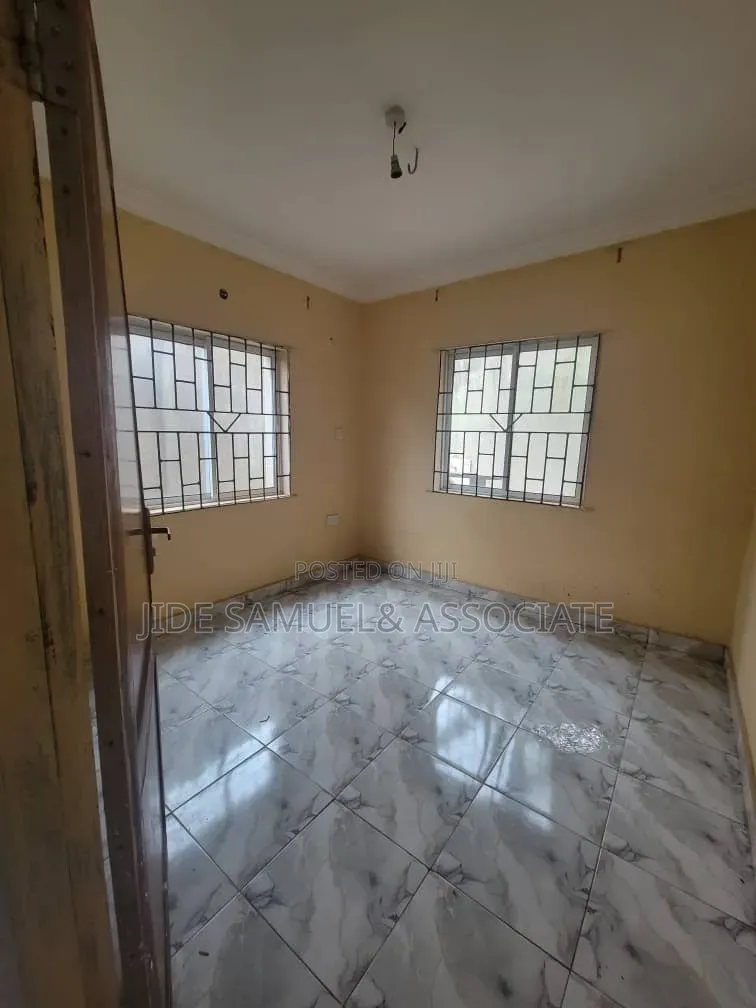 Furnished 2bdrm Block of Flats in Ayobo for rent