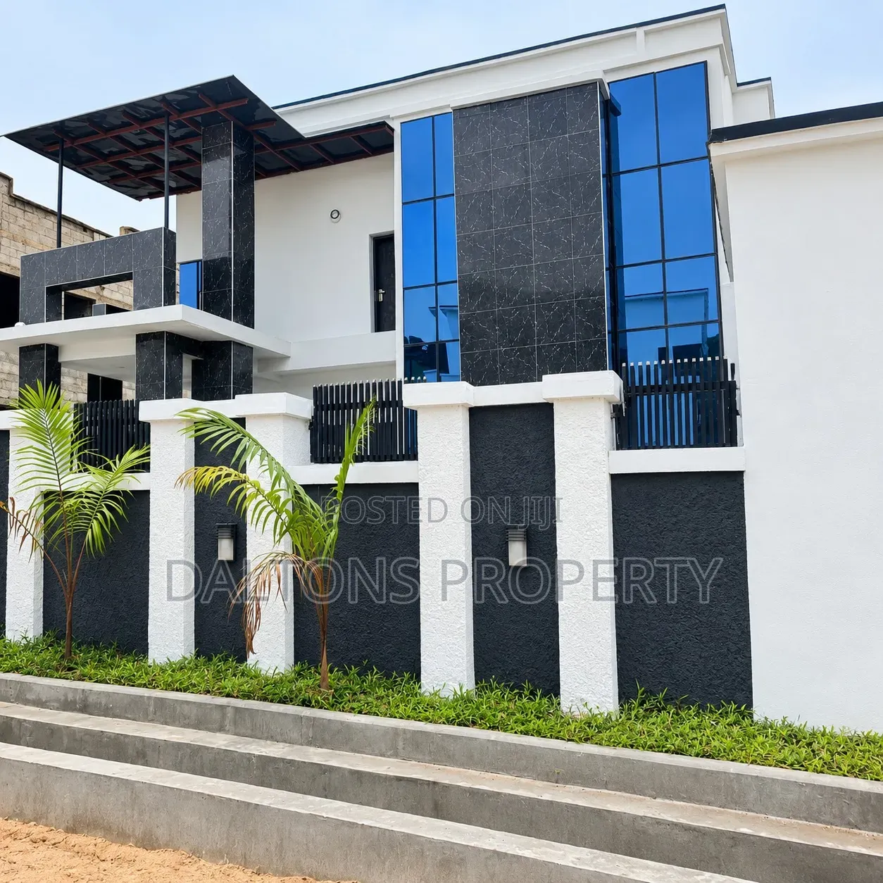5bdrm Duplex in Katampe Diplomatic for sale