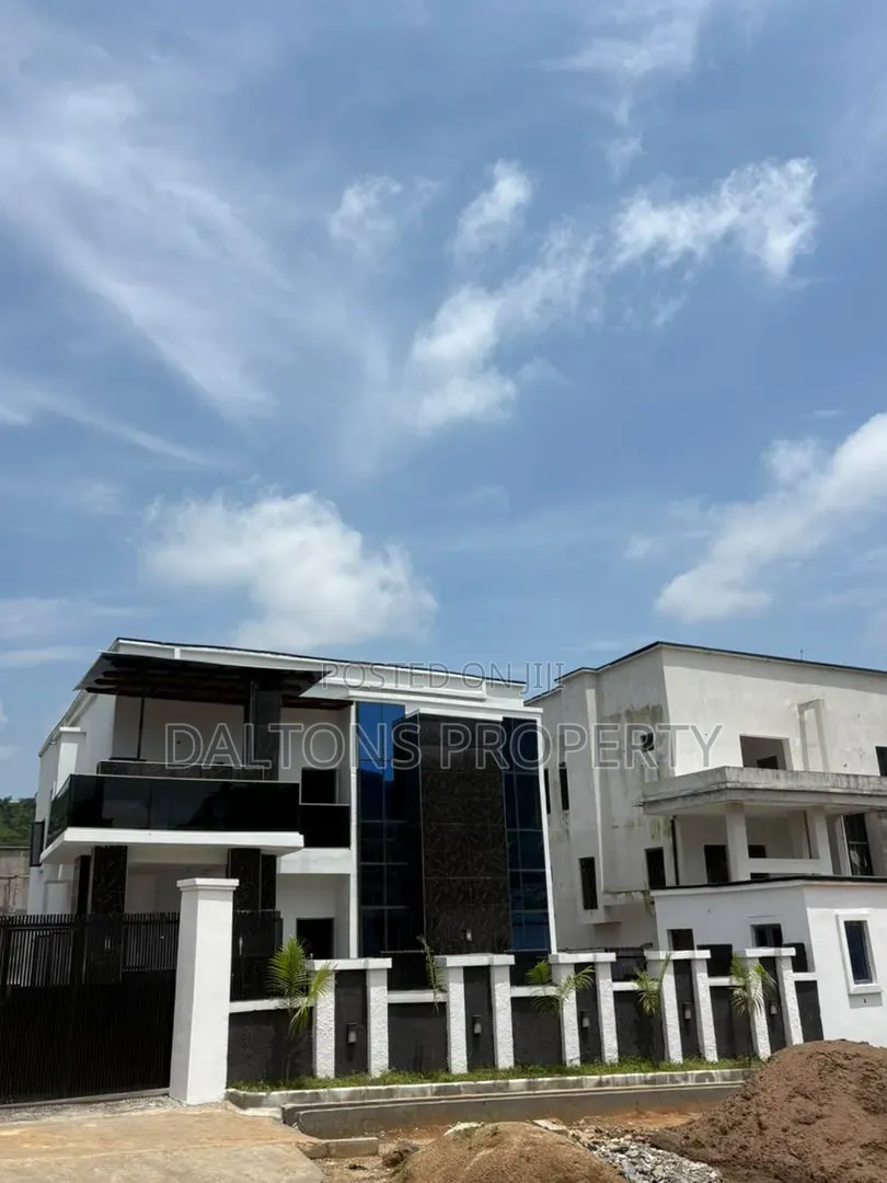 5bdrm Duplex in Katampe Diplomatic for sale