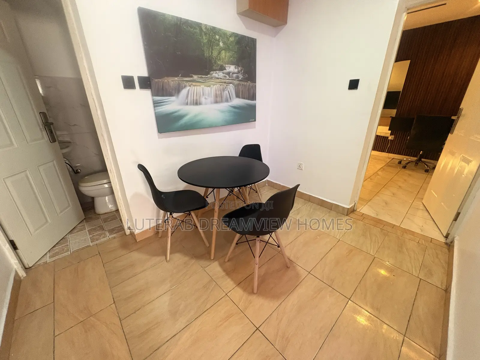 Furnished 2bdrm Block of Flats in Wuse 2 for rent
