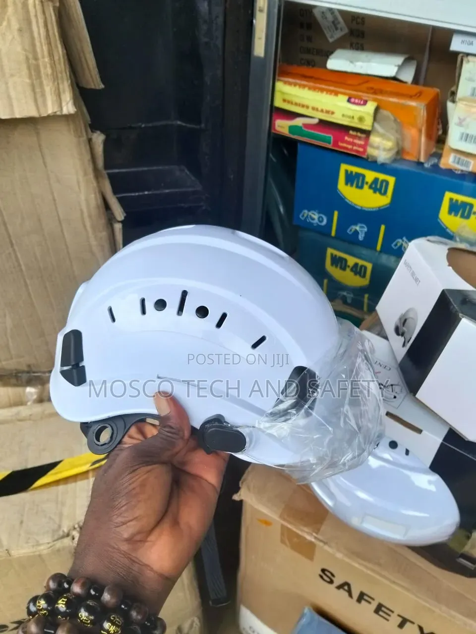 Vented Safety Helmet (White)