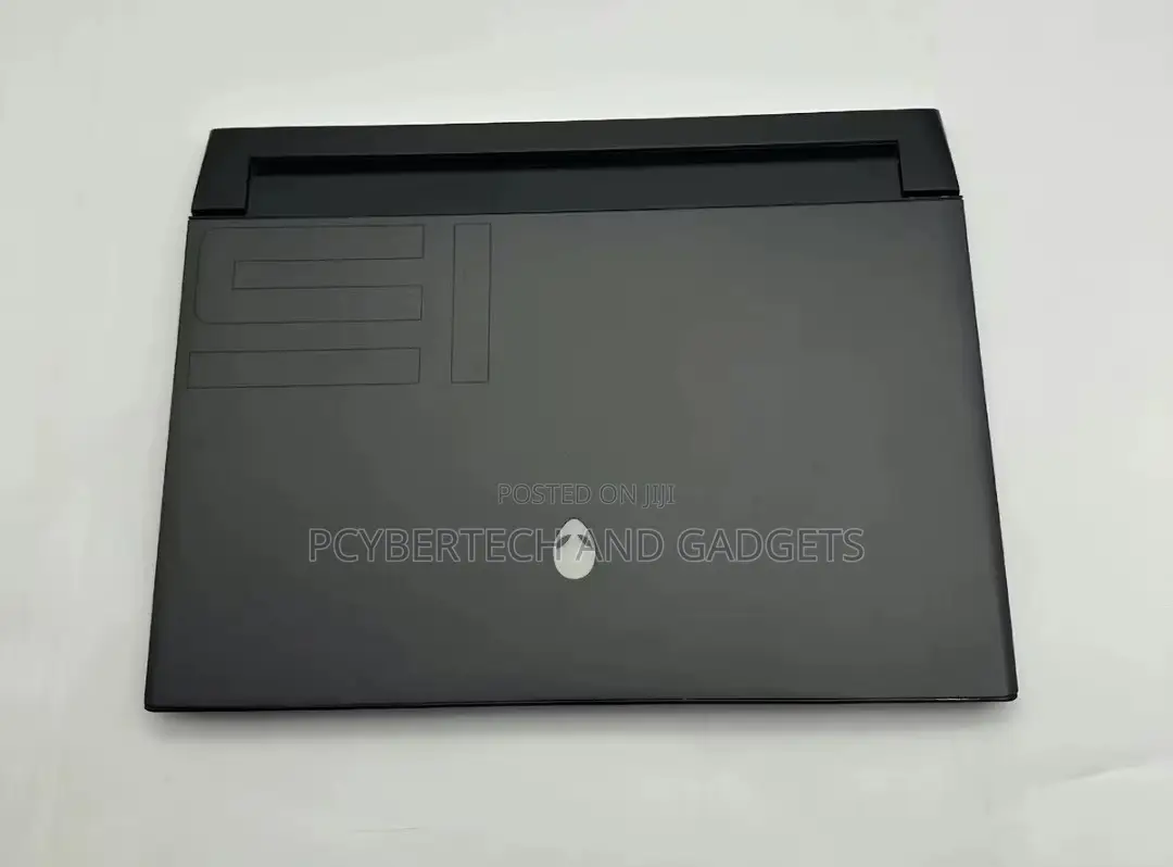 New Laptop Alienware 15 16GB Nvidia SSD 512GB