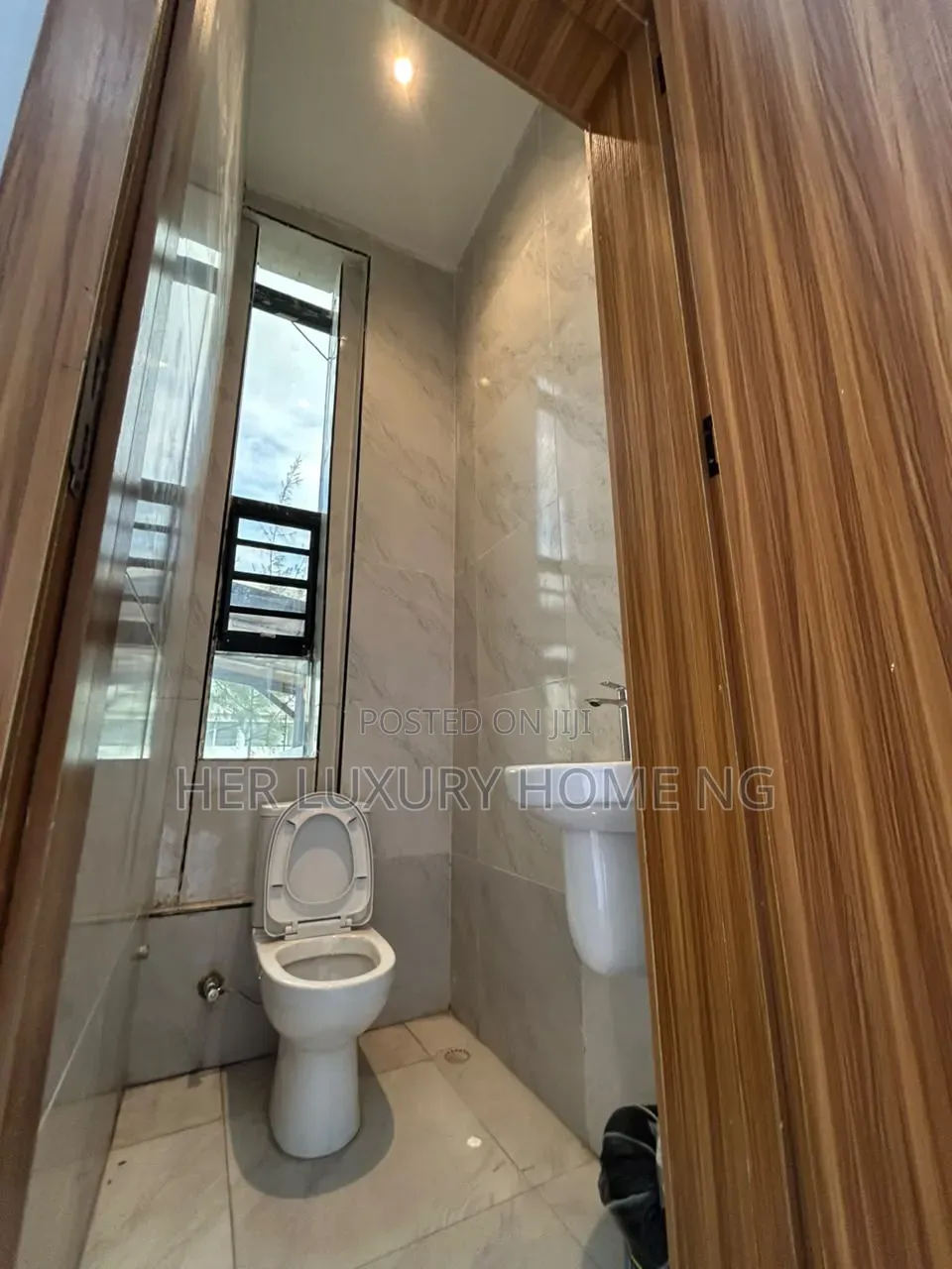 Studio Apartment in Ikota Villa Estate for rent