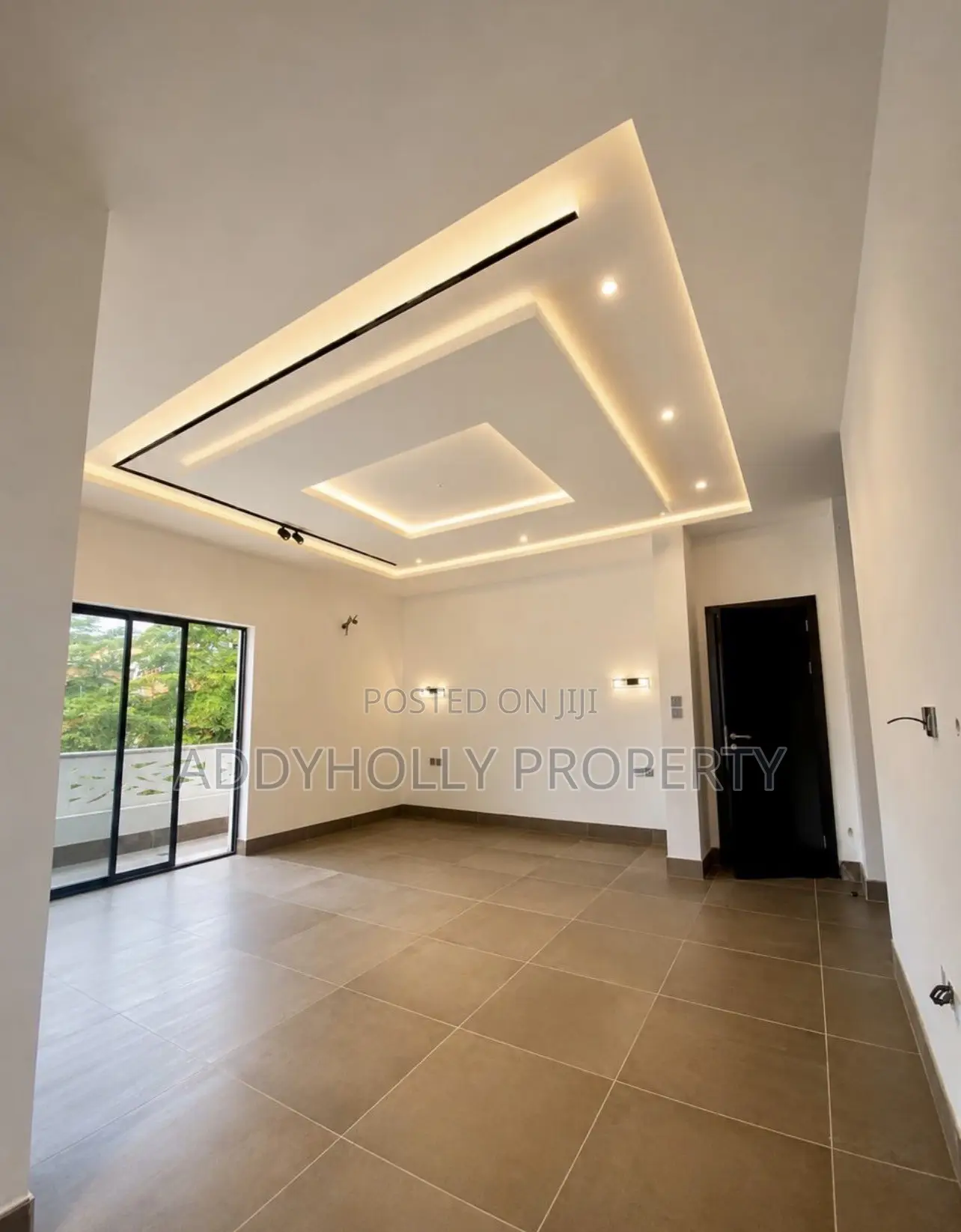 5bdrm Duplex in Ikota for rent