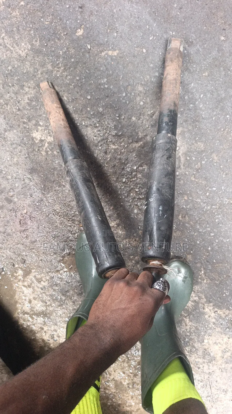 Back Shock Absorbers Escape 2003