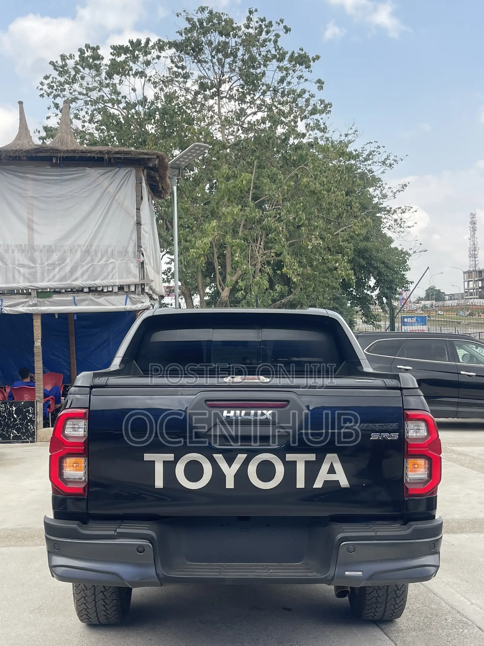 Toyota Hilux 2024 Black