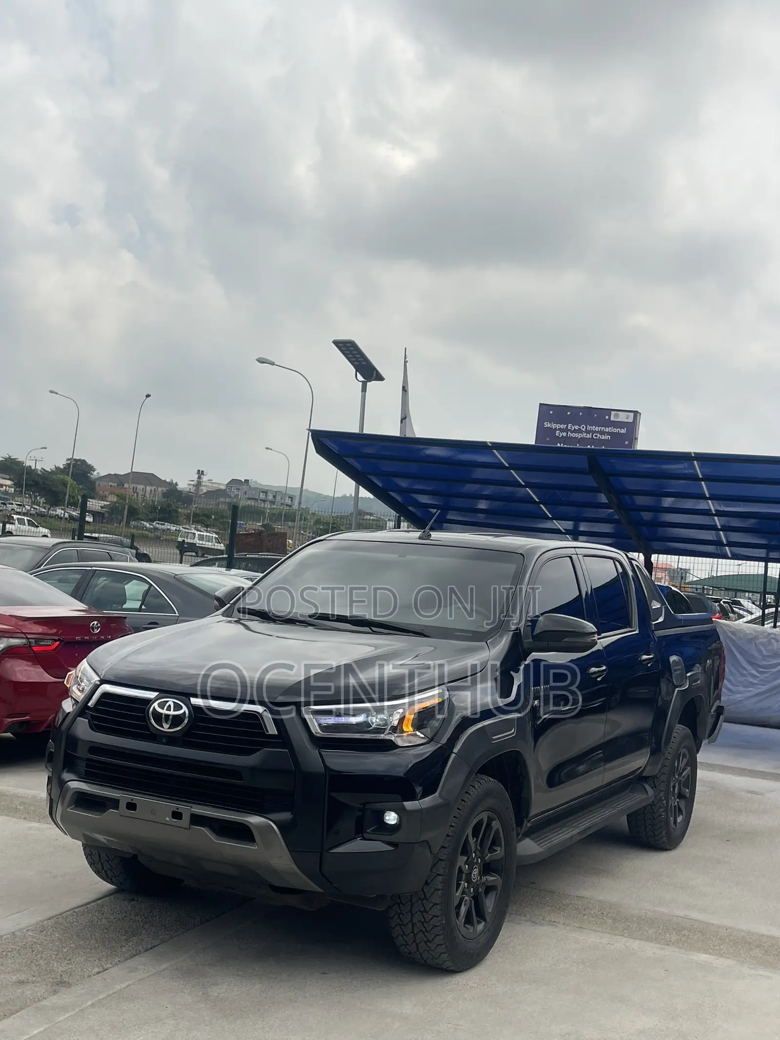 Toyota Hilux 2024 Black