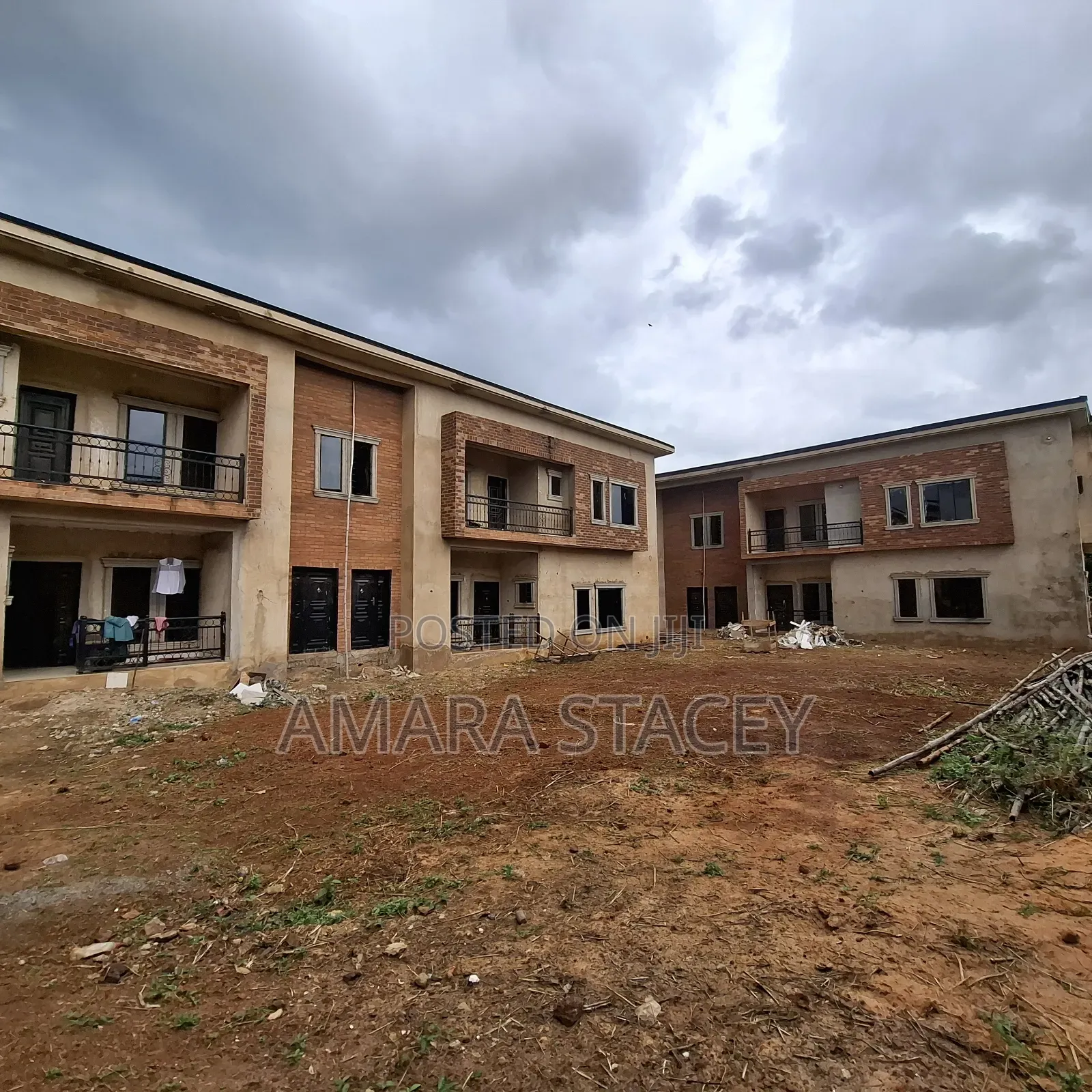 3bdrm Block of Flats in Enugu for sale