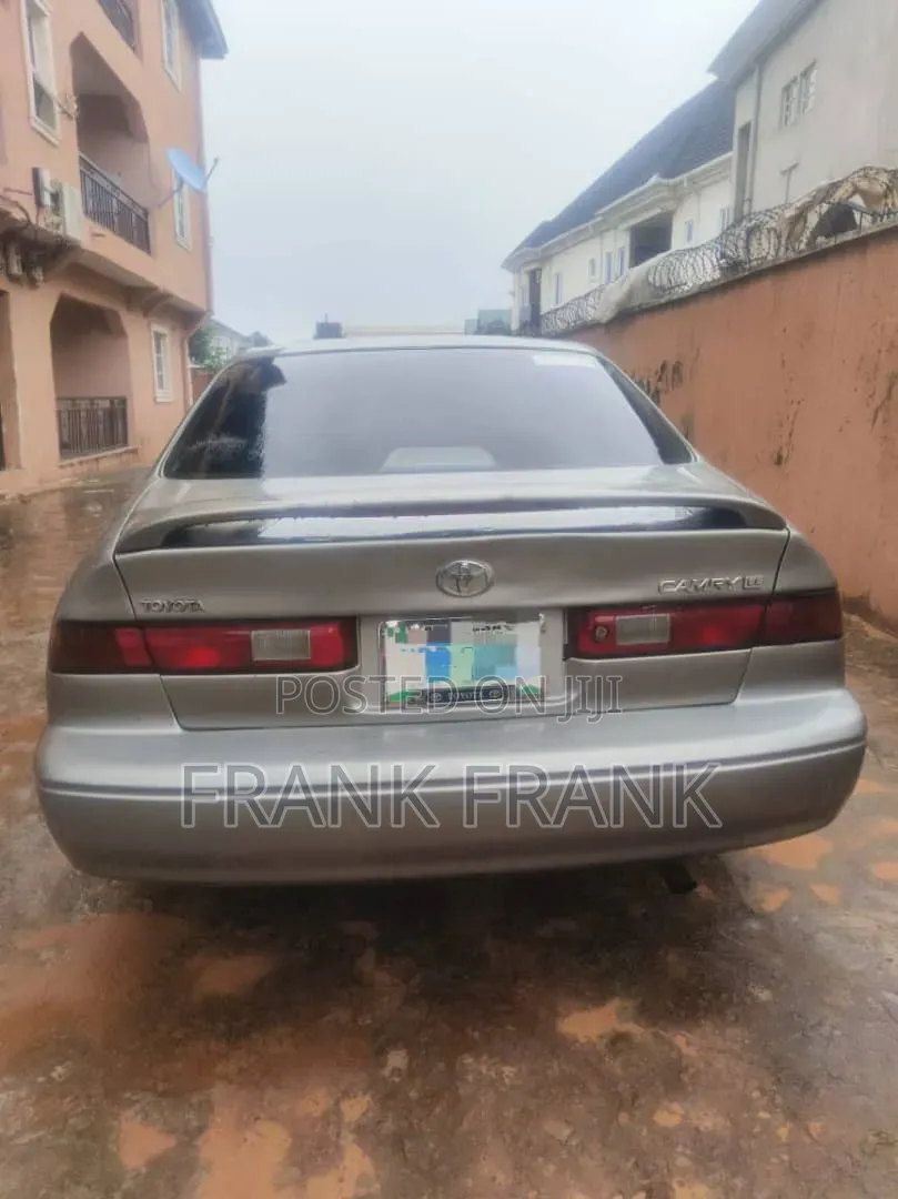 Toyota Camry 2001 Beige