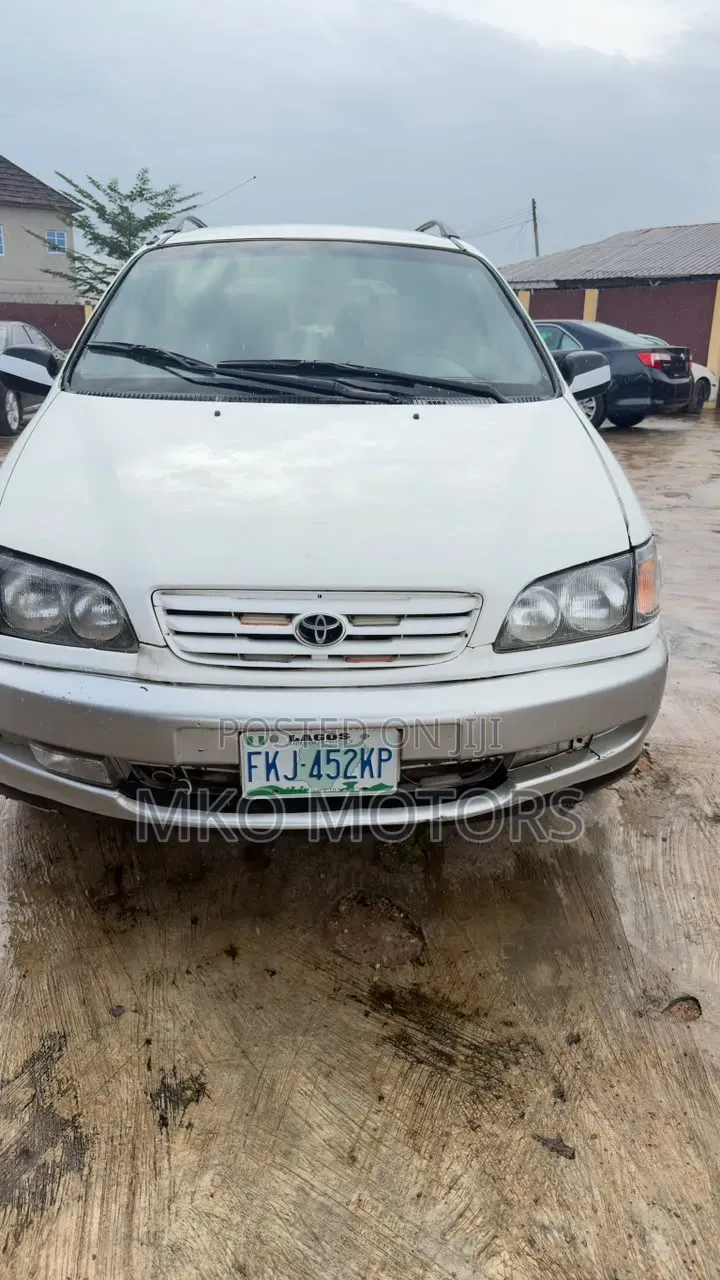 Toyota Camry LE 4dr Sedan (2.4L 4cyl 5A) 2008 Blue