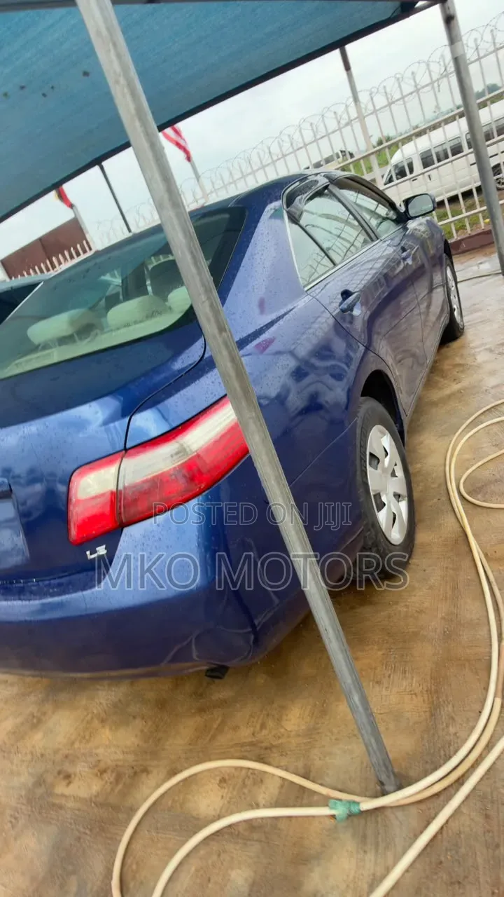 Toyota Camry LE 4dr Sedan (2.4L 4cyl 5A) 2008 Blue
