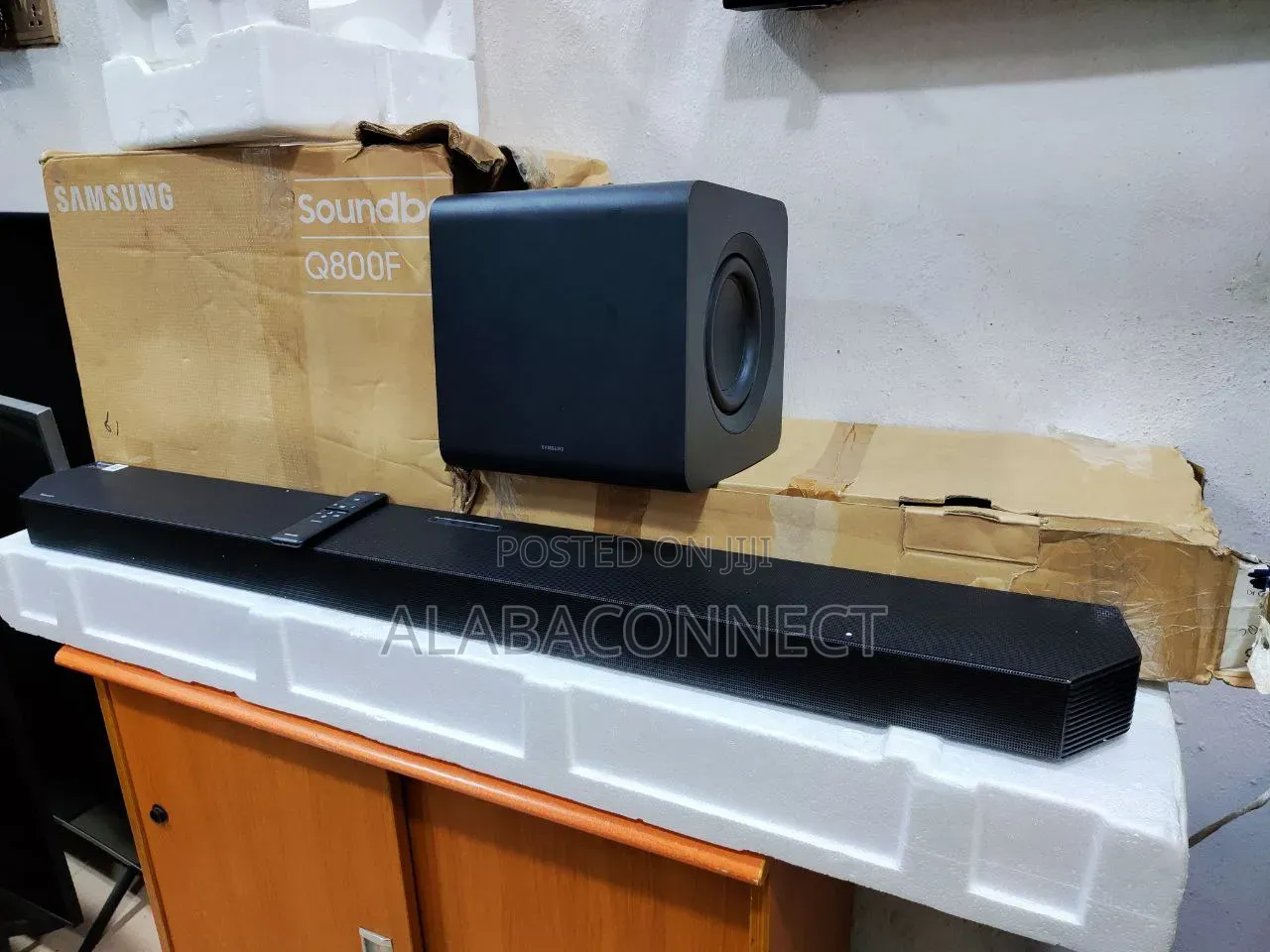 2025 Samsung Q-Series Soundbar Q800F With Its Wireless Subwoofer