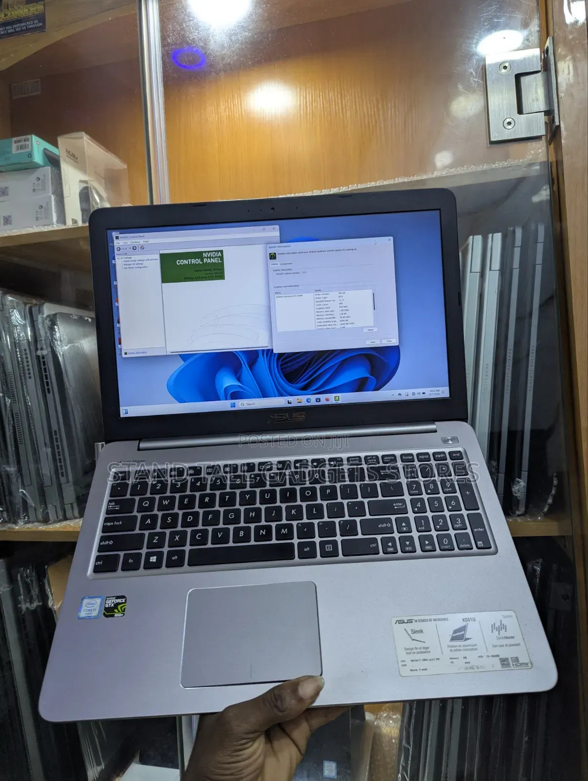 Laptop Asus K50IJ 8GB Intel Core i7 SSD 256GB