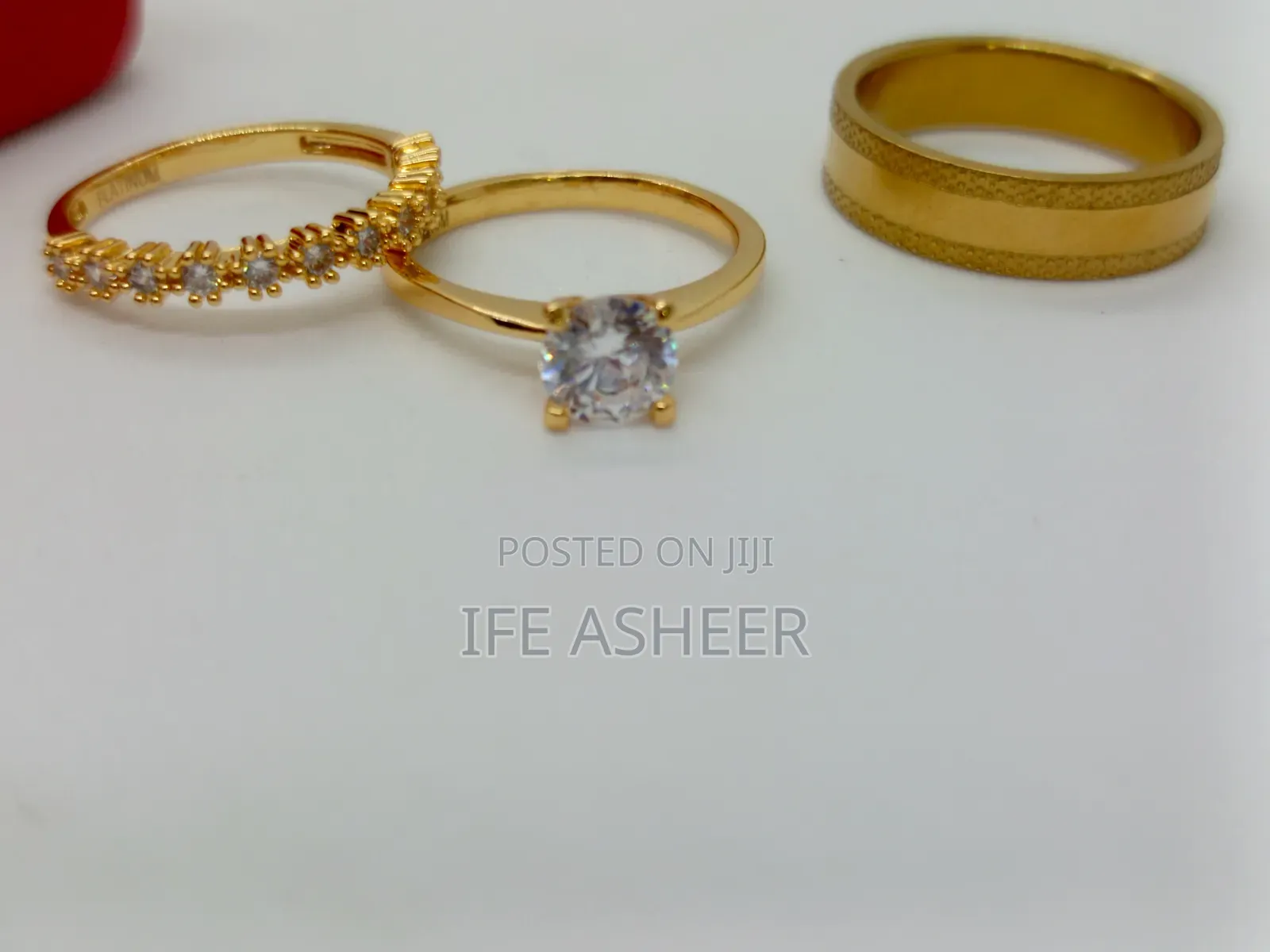 Simple Platinum Couples Set of Wedding Ring 002 - Gold
