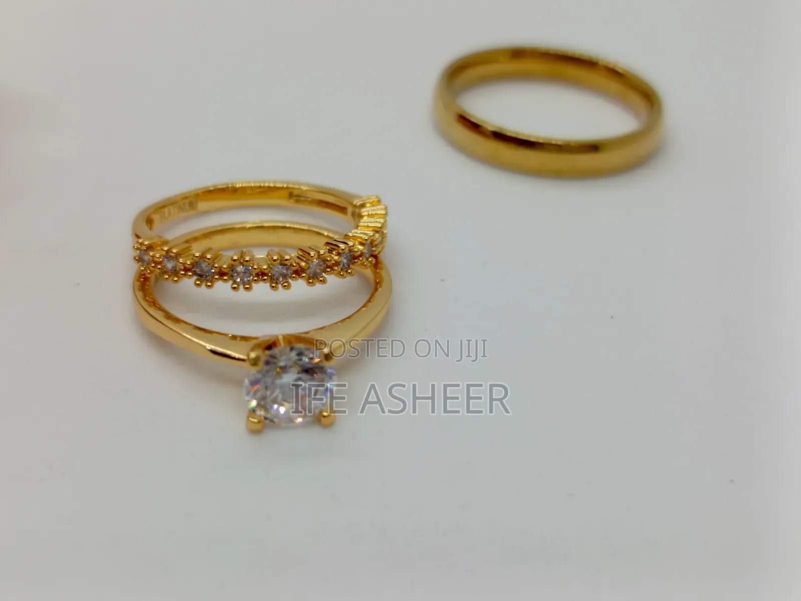 Simple Platinum Couples Set of Wedding Ring 002 - Gold