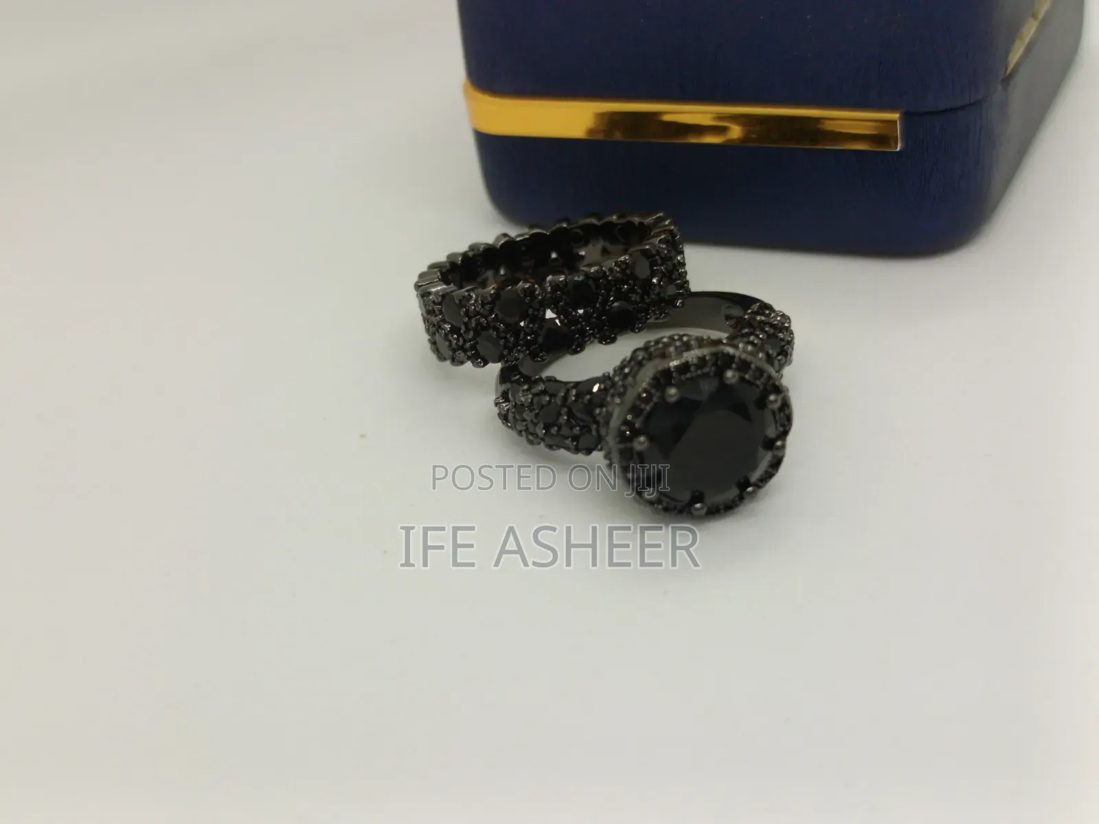 Bold Classic Black Ladies Set of Wedding Ring