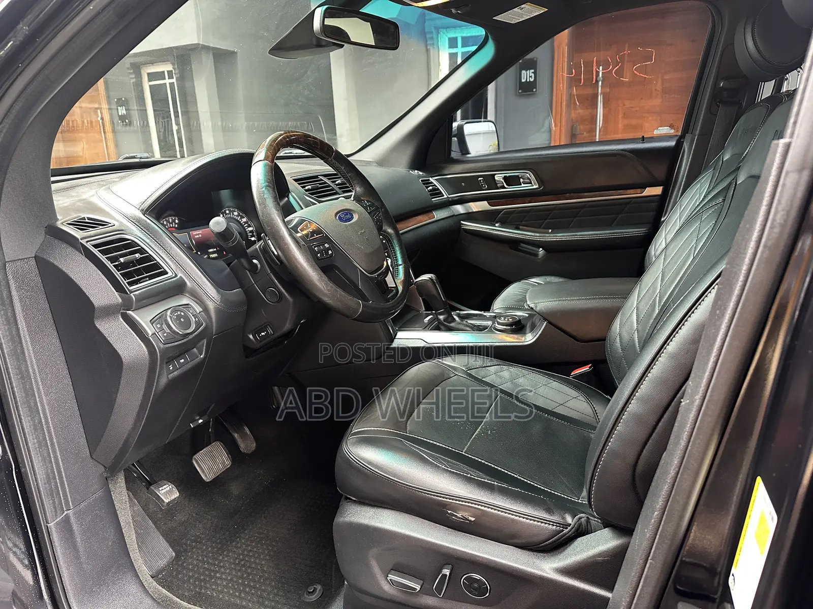 Ford Explorer Platinum 4dr SUV AWD (3.5L 6cyl Turbo 6A) 2016 Black