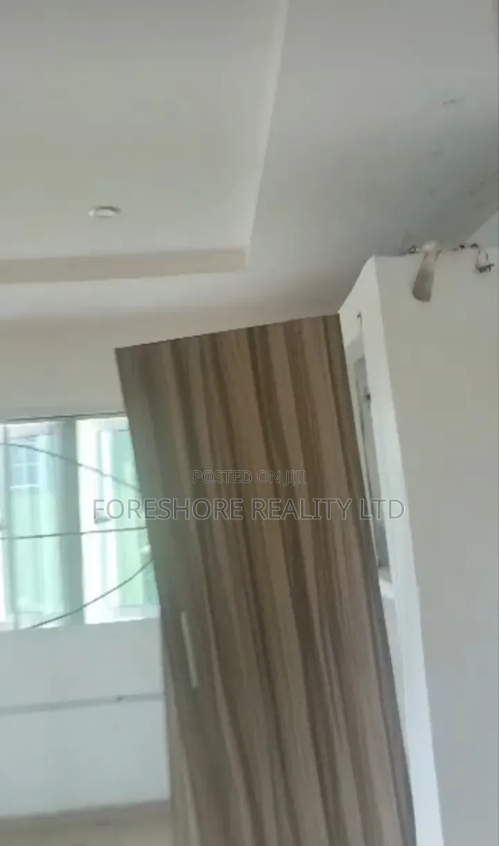 3bdrm Apartment in Oregun for rent