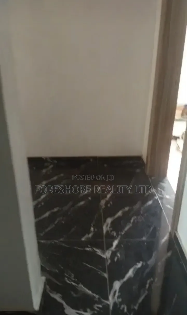 3bdrm Apartment in Oregun for rent