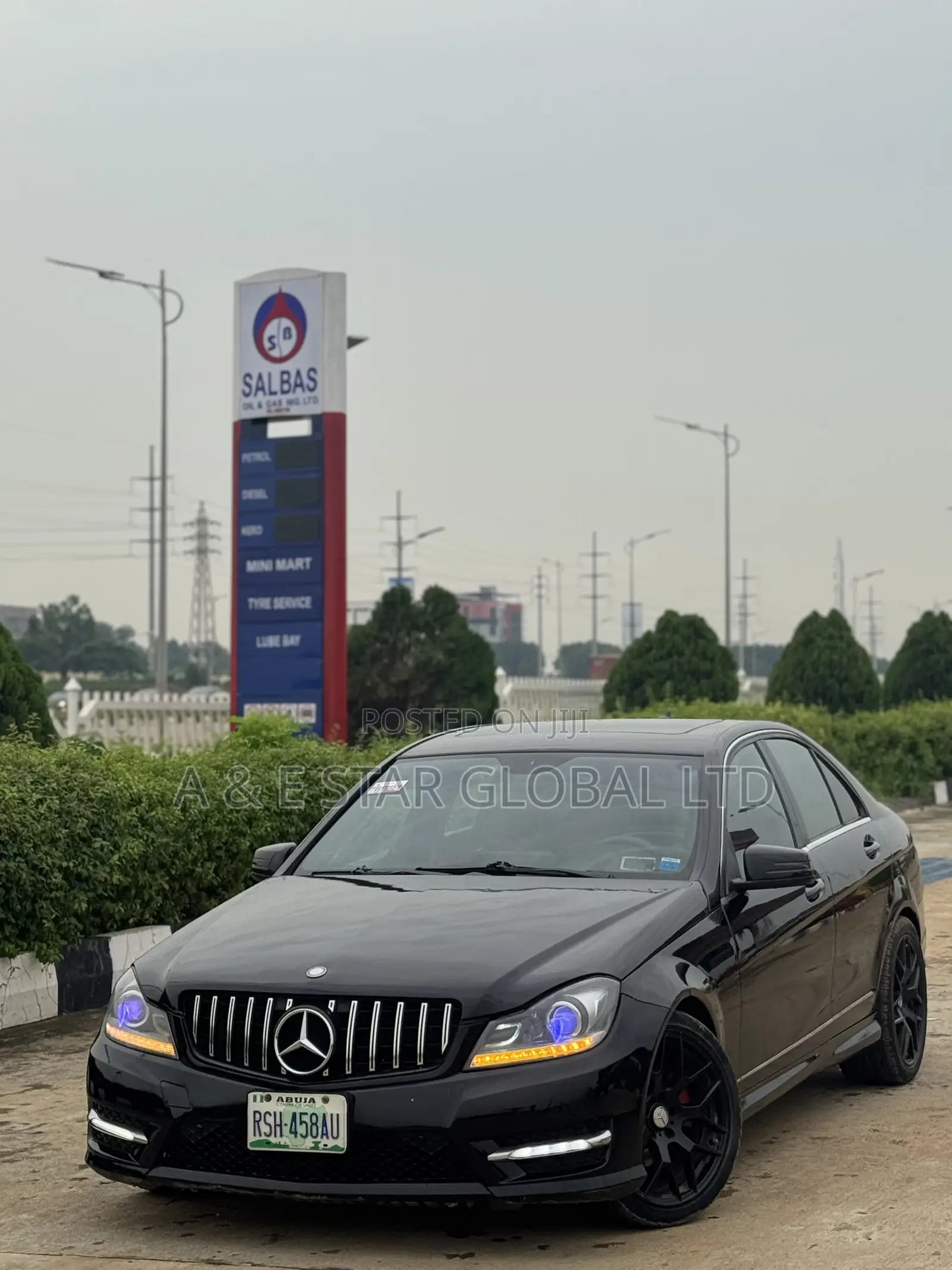 Mercedes-Benz C300 2010 Black