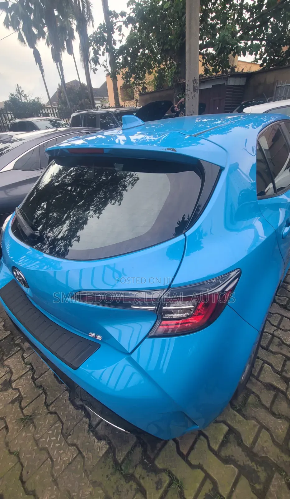 Toyota Corolla SE (1.8L 4cyl 2A) 2019 Blue