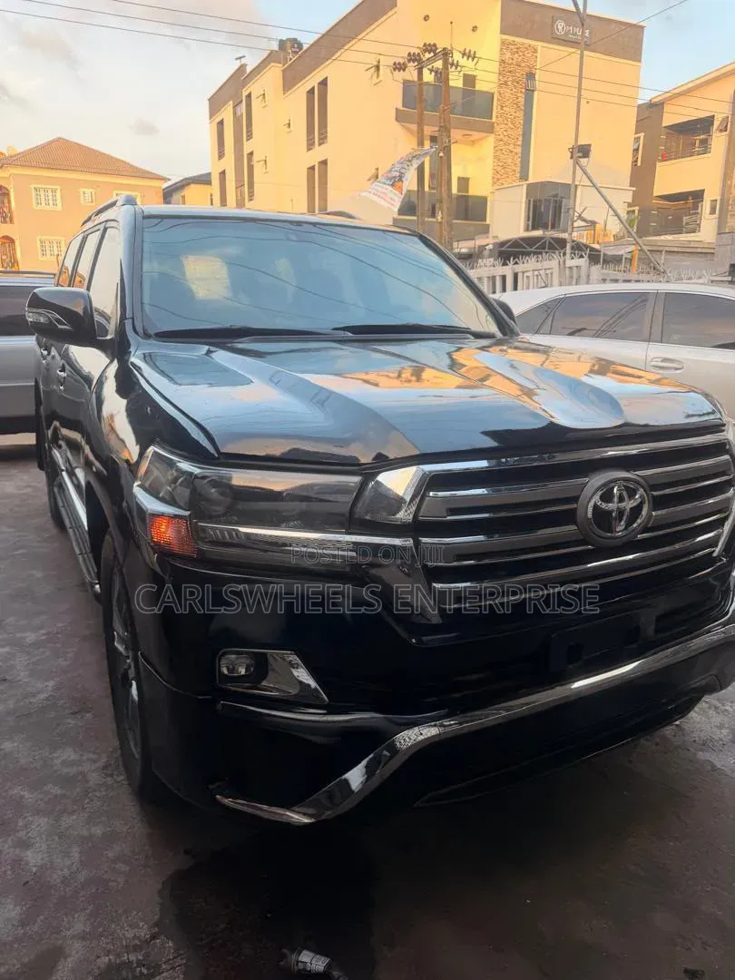 Toyota Land Cruiser 2014 Black