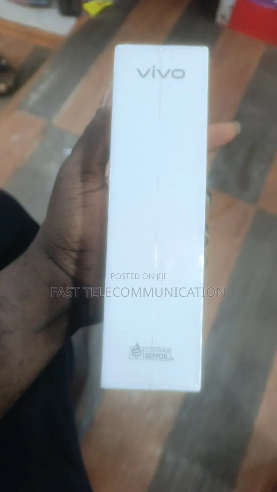 New Vivo Y04 128 GB Gold