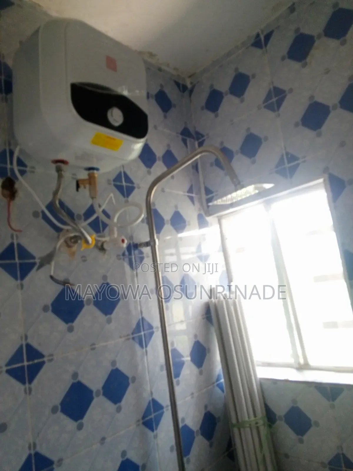 1bdrm Room & Parlour in Ologuneru for rent
