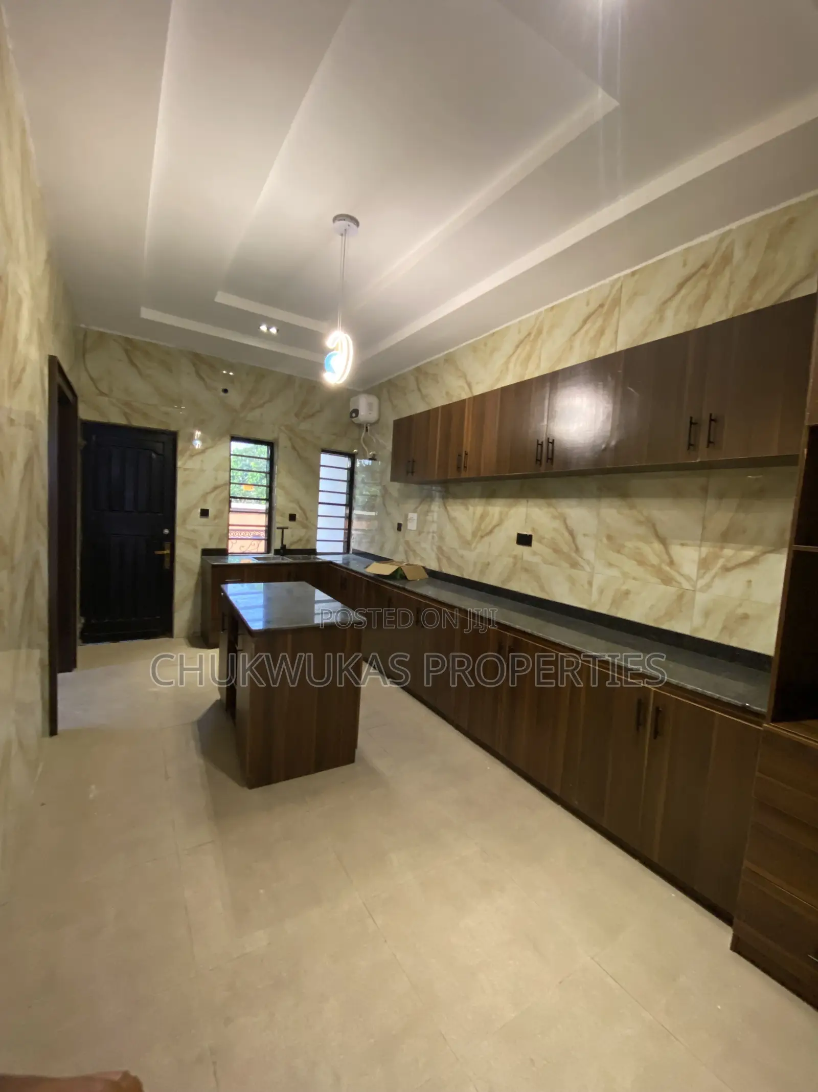 5bdrm Duplex in Centenary City Enugu for sale